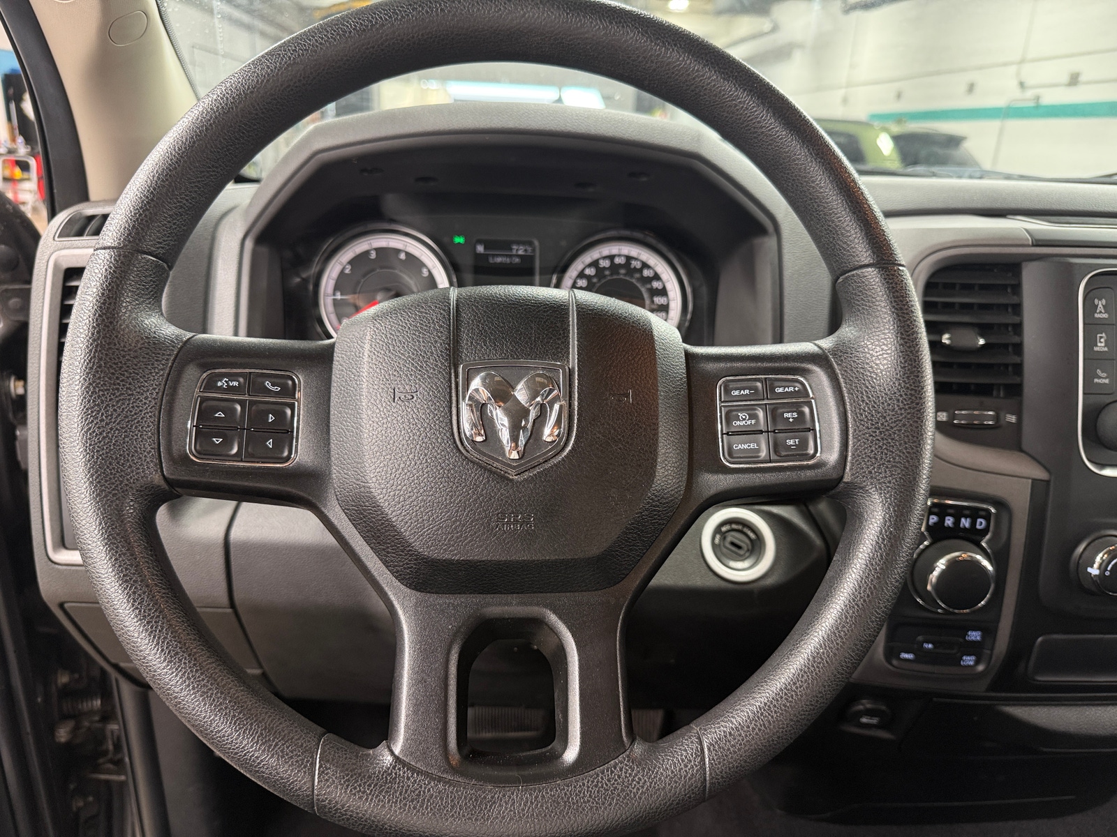 Thumbnail: 2019 RAM 1500 Classic - 5