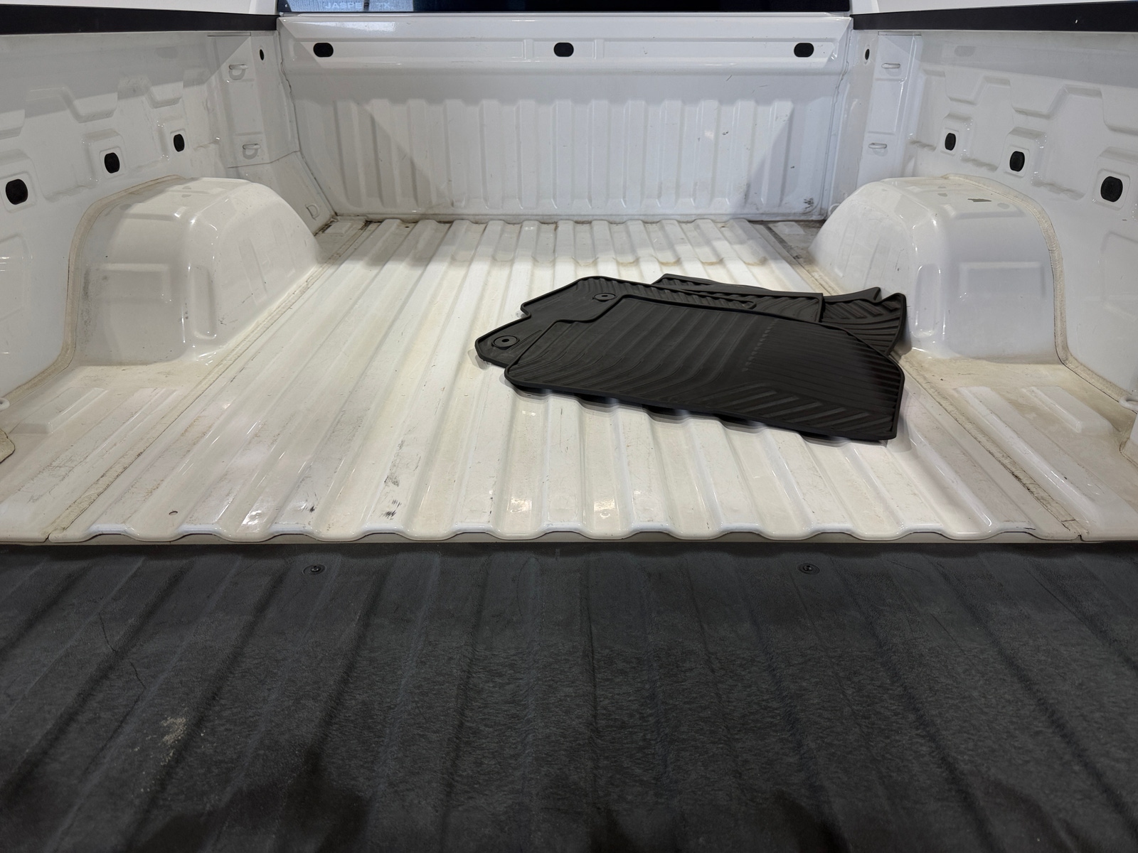 Thumbnail: 2020 Chevrolet Silverado 1500 - 7
