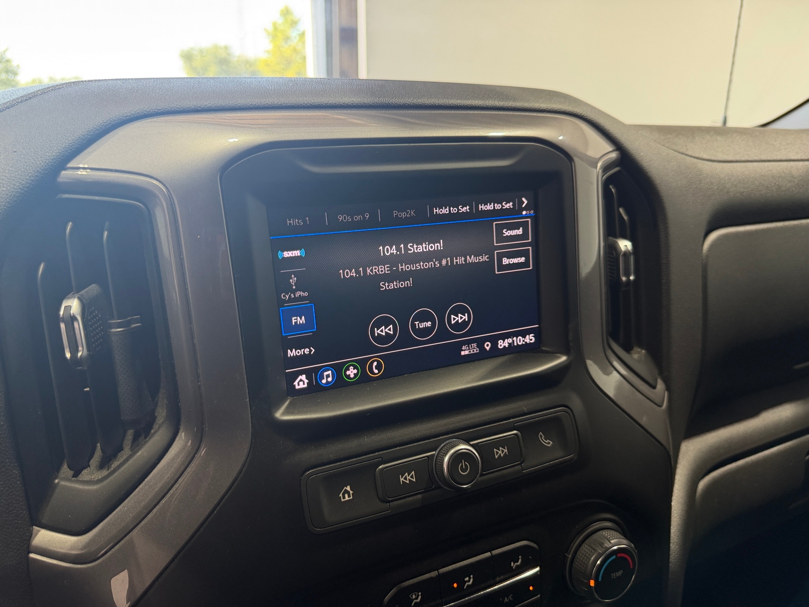 Thumbnail: 2020 Chevrolet Silverado 1500 - 4