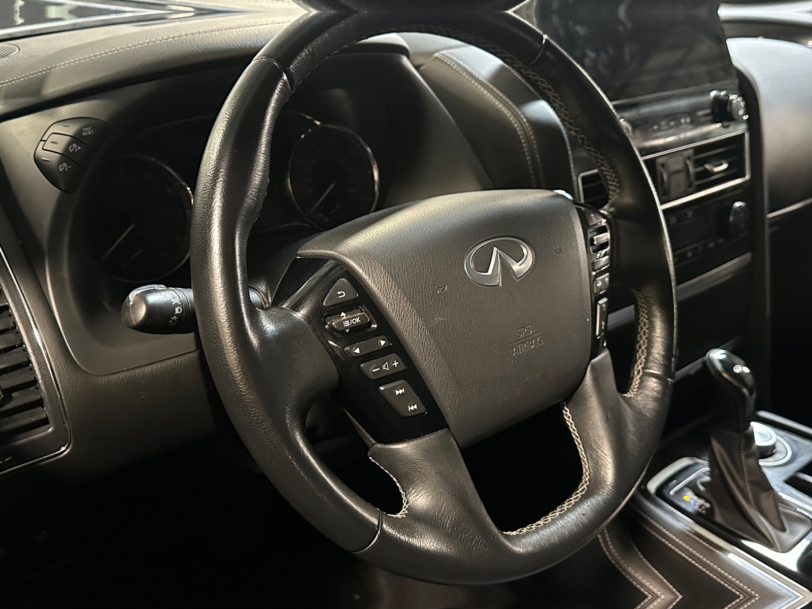 Thumbnail: 2024 INFINITI QX80 - 4