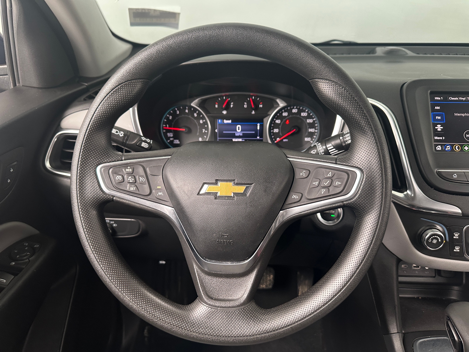 Thumbnail: 2022 Chevrolet Equinox - 5