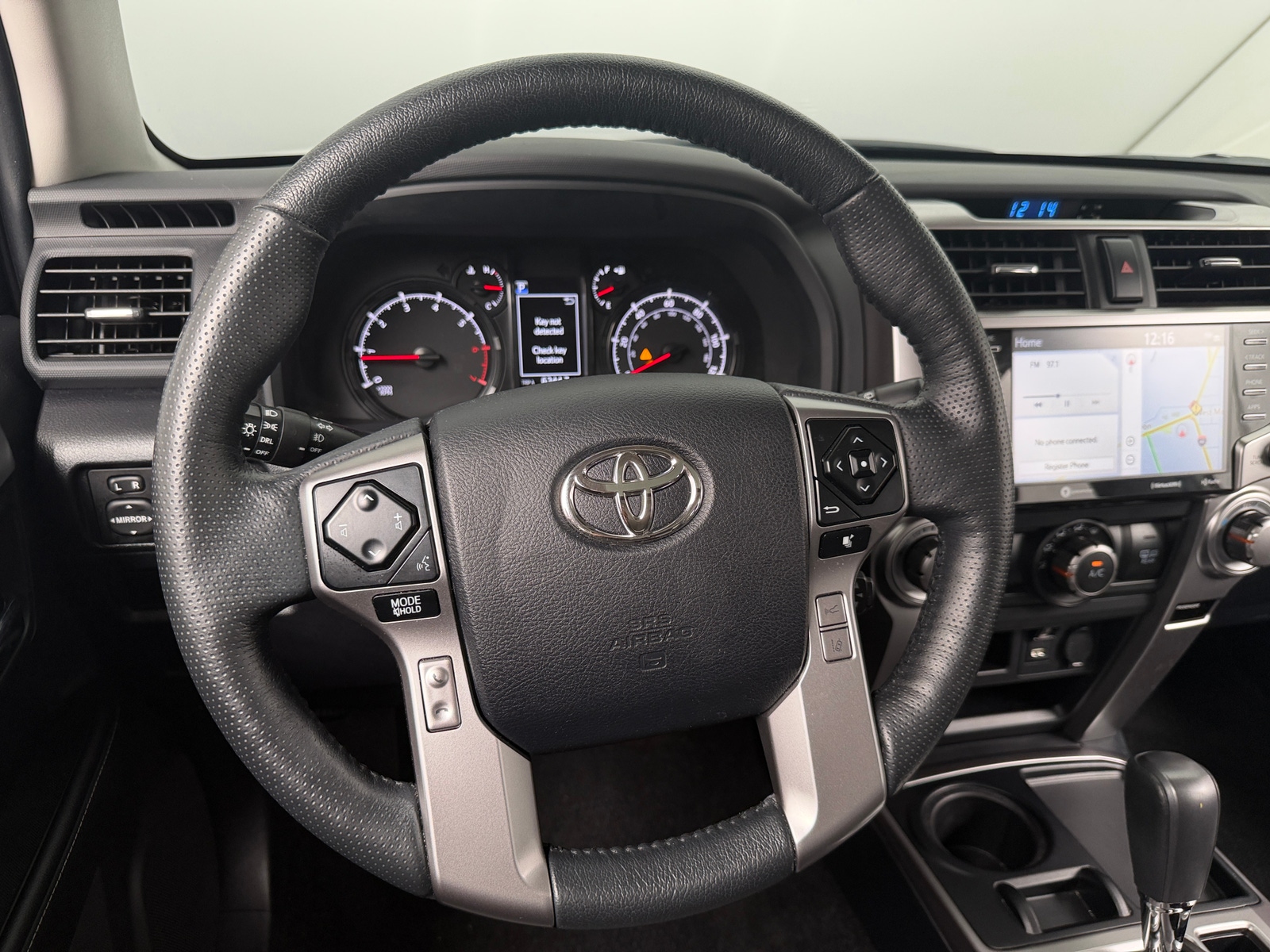 Thumbnail: 2023 Toyota 4Runner - 4