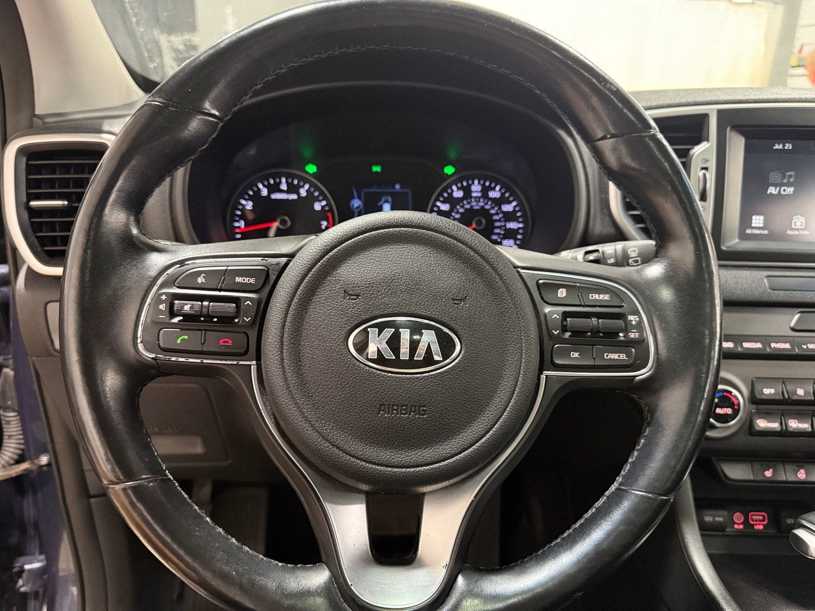 Thumbnail: 2017 Kia Sportage - 4