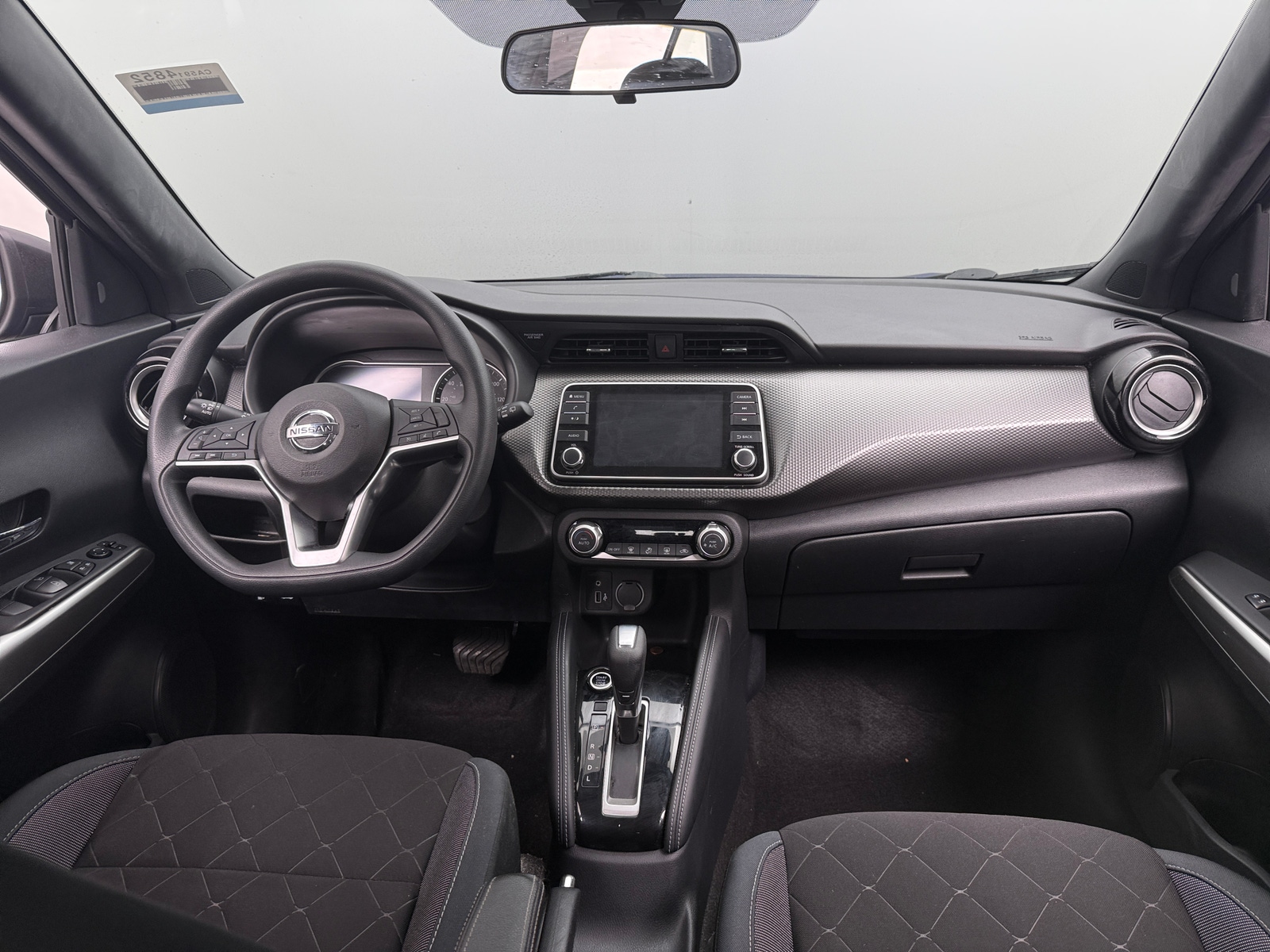 Thumbnail: 2020 Nissan Kicks - 3