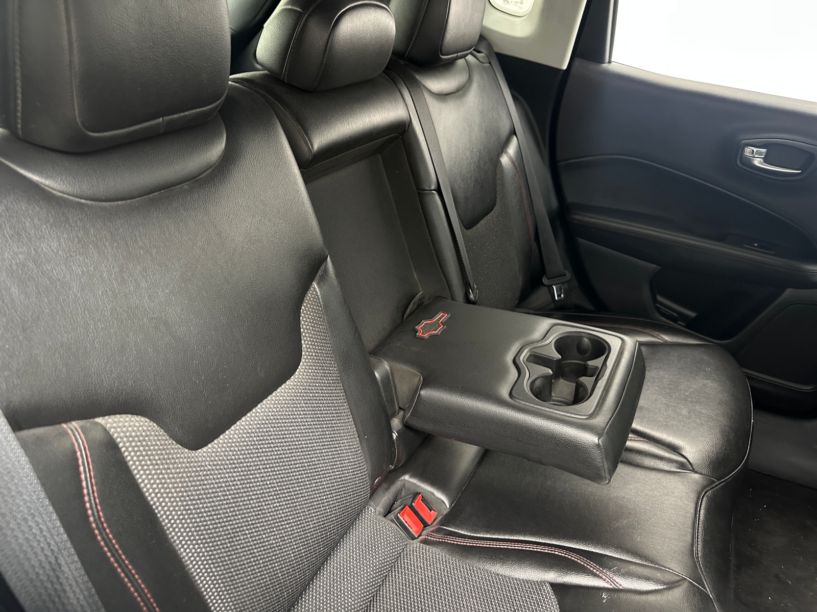 Thumbnail: 2018 Jeep Compass - 6
