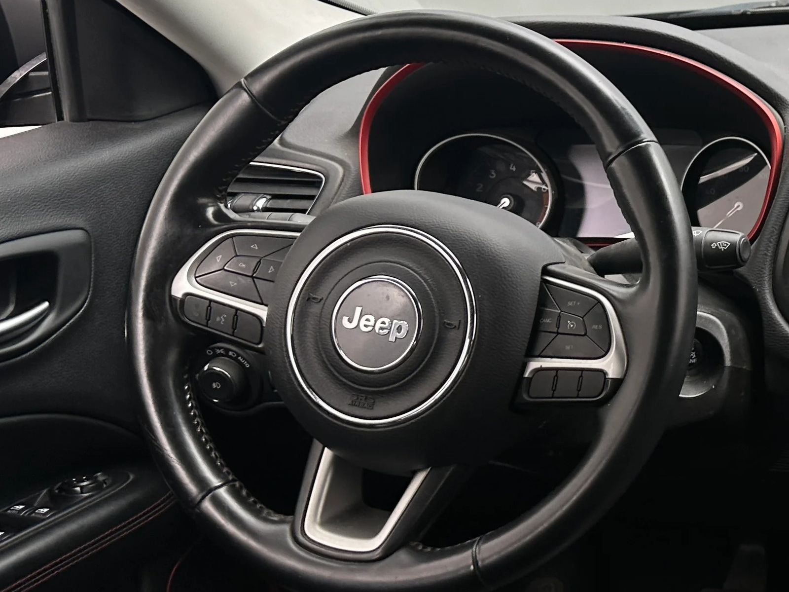 Thumbnail: 2018 Jeep Compass - 5