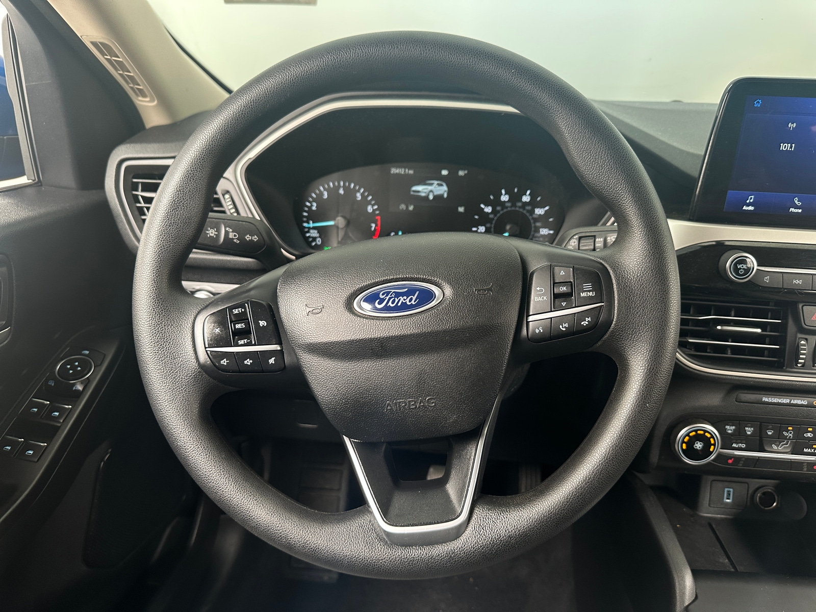 Thumbnail: 2020 Ford Escape - 5