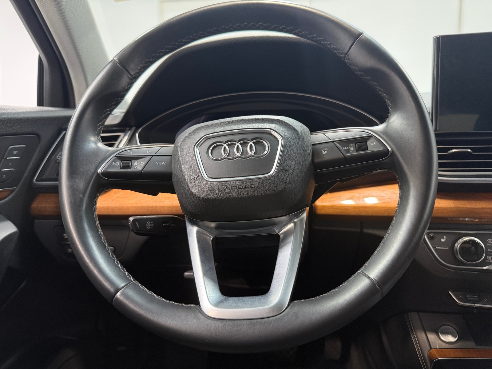 Thumbnail: 2021 Audi Q5 - 4