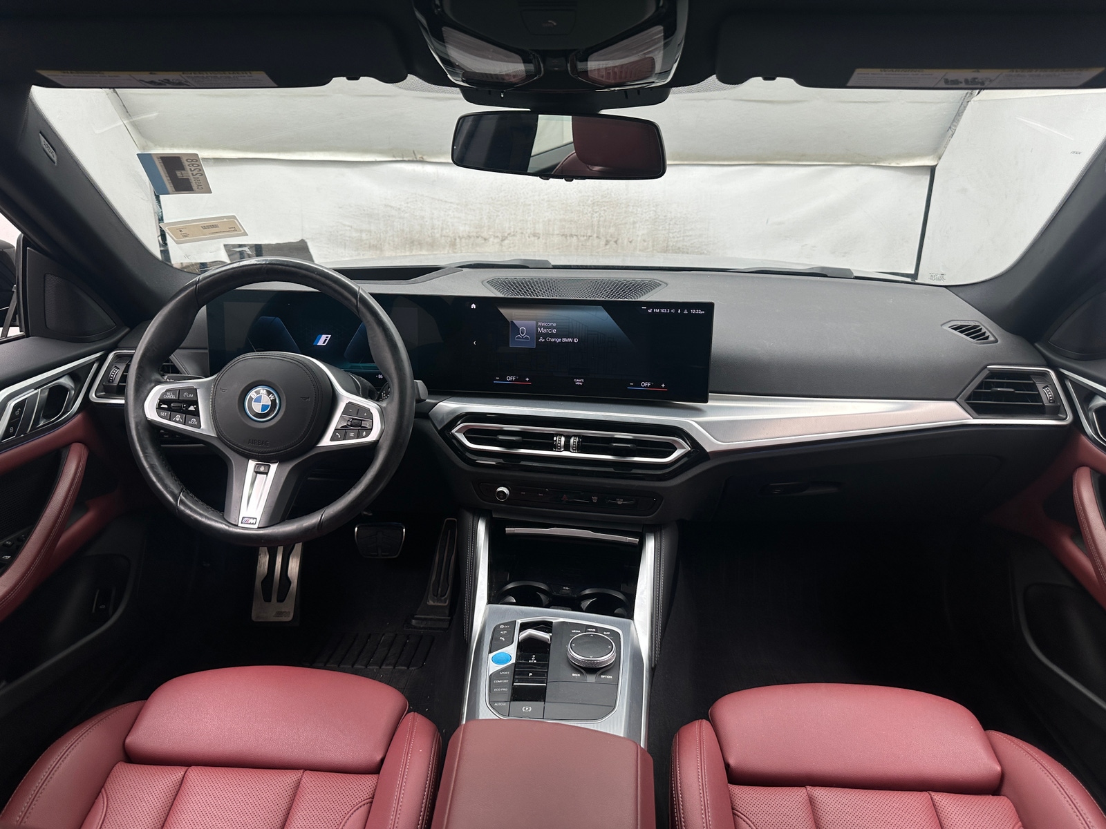 Thumbnail: 2023 BMW i4 - 2