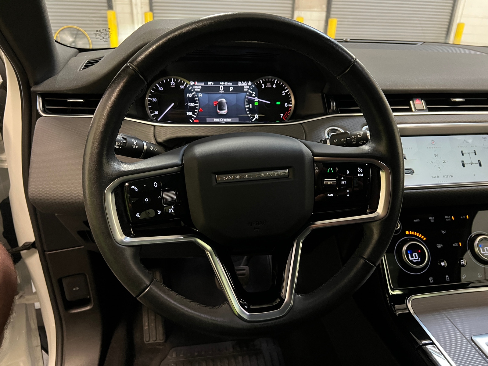 Thumbnail: 2023 Land Rover Range Rover Evoque - 4