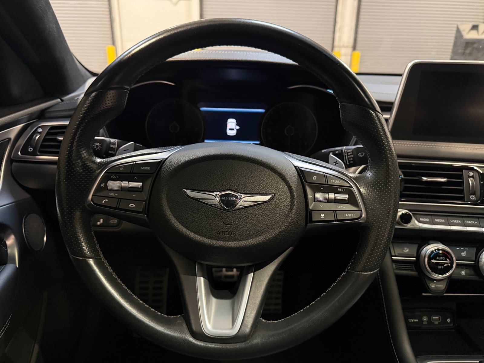 Thumbnail: 2019 Genesis G70 - 4
