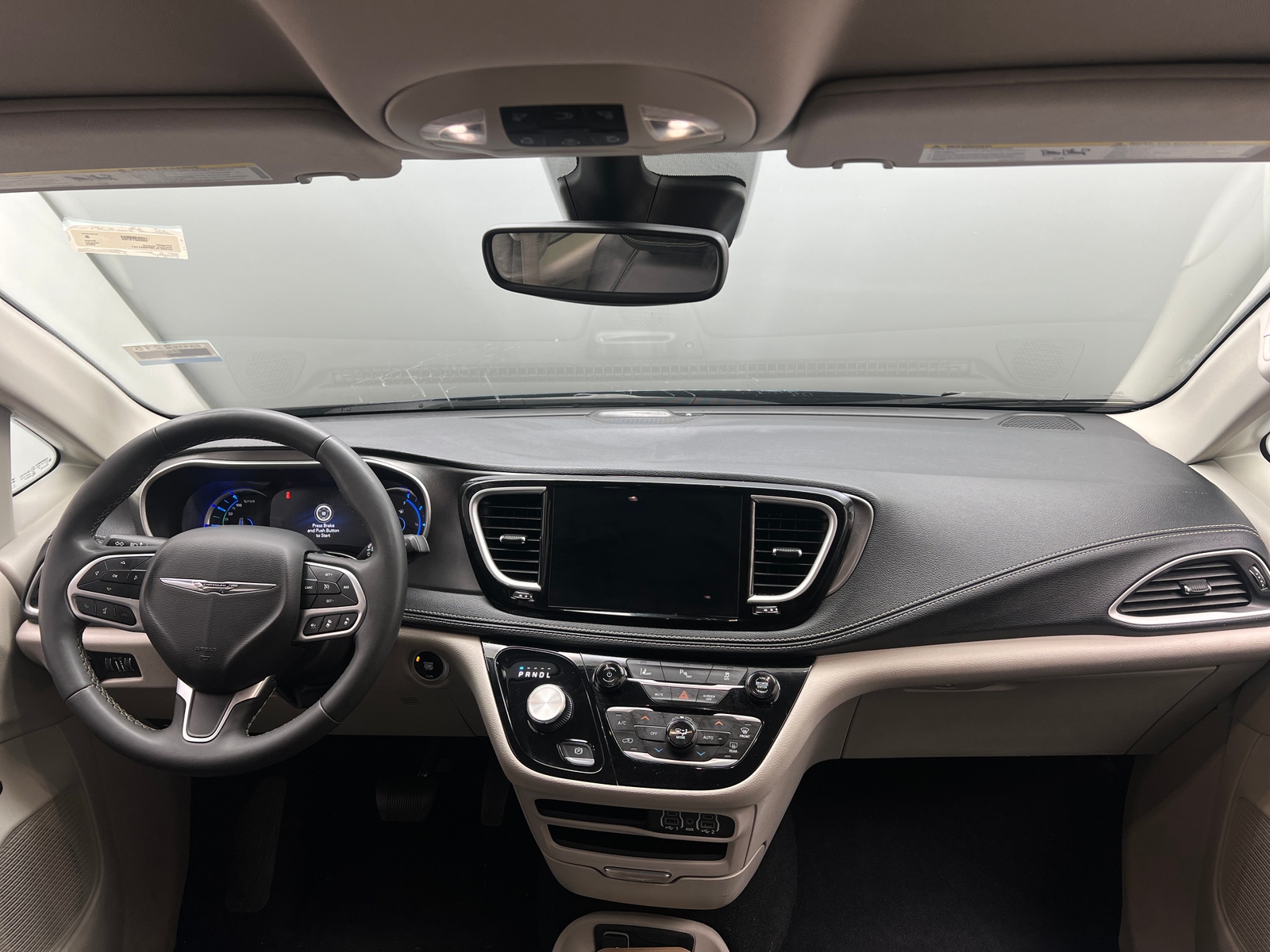 Thumbnail: 2023 Chrysler Pacifica - 2