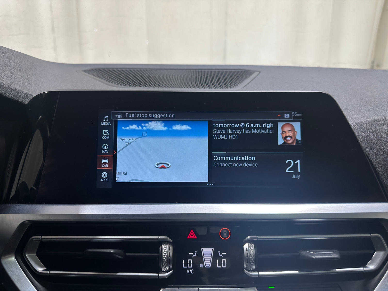 Thumbnail: 2021 BMW 3 Series - 3