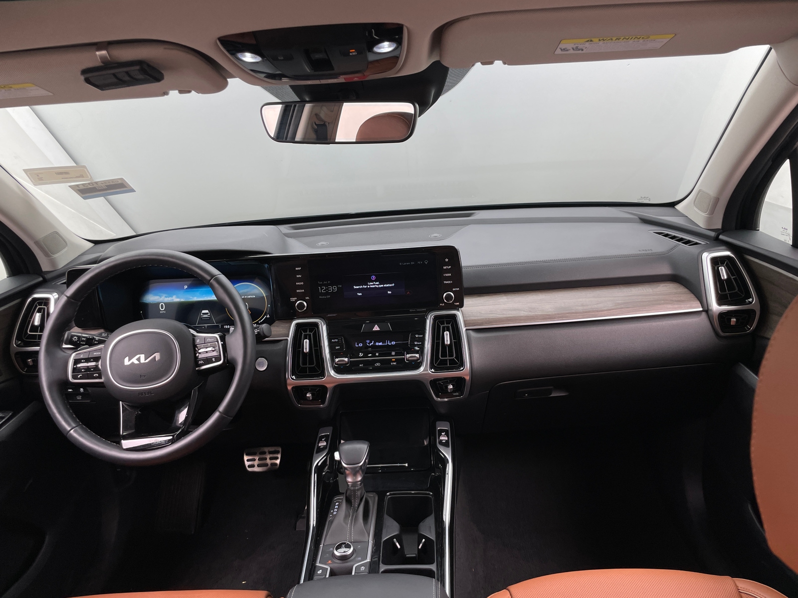 Thumbnail: 2023 Kia Sorento - 2