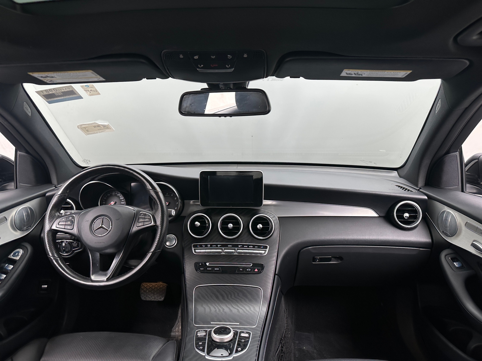 Thumbnail: 2019 Mercedes-Benz GLC - 2