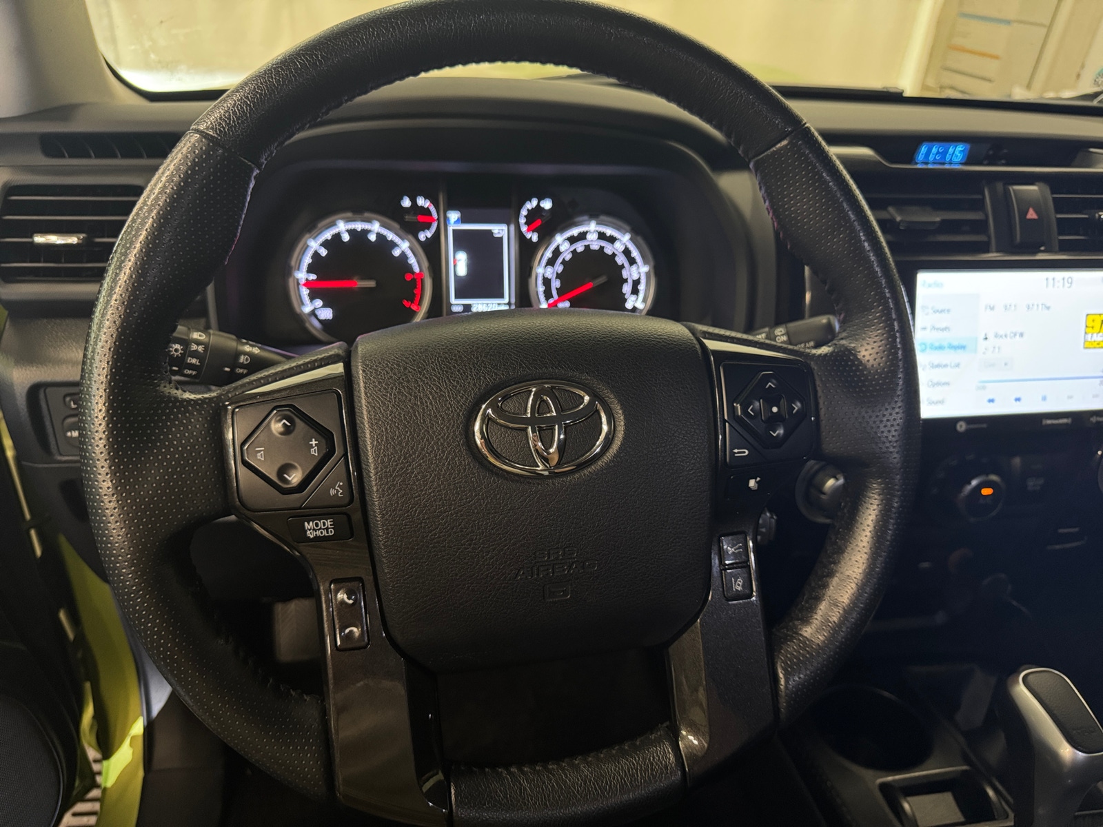 Thumbnail: 2023 Toyota 4Runner - 4