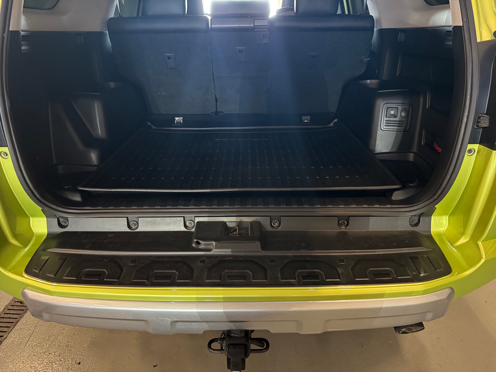Thumbnail: 2023 Toyota 4Runner - 6