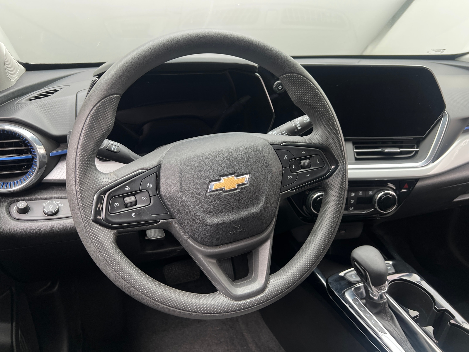 Thumbnail: 2025 Chevrolet Trax - 5