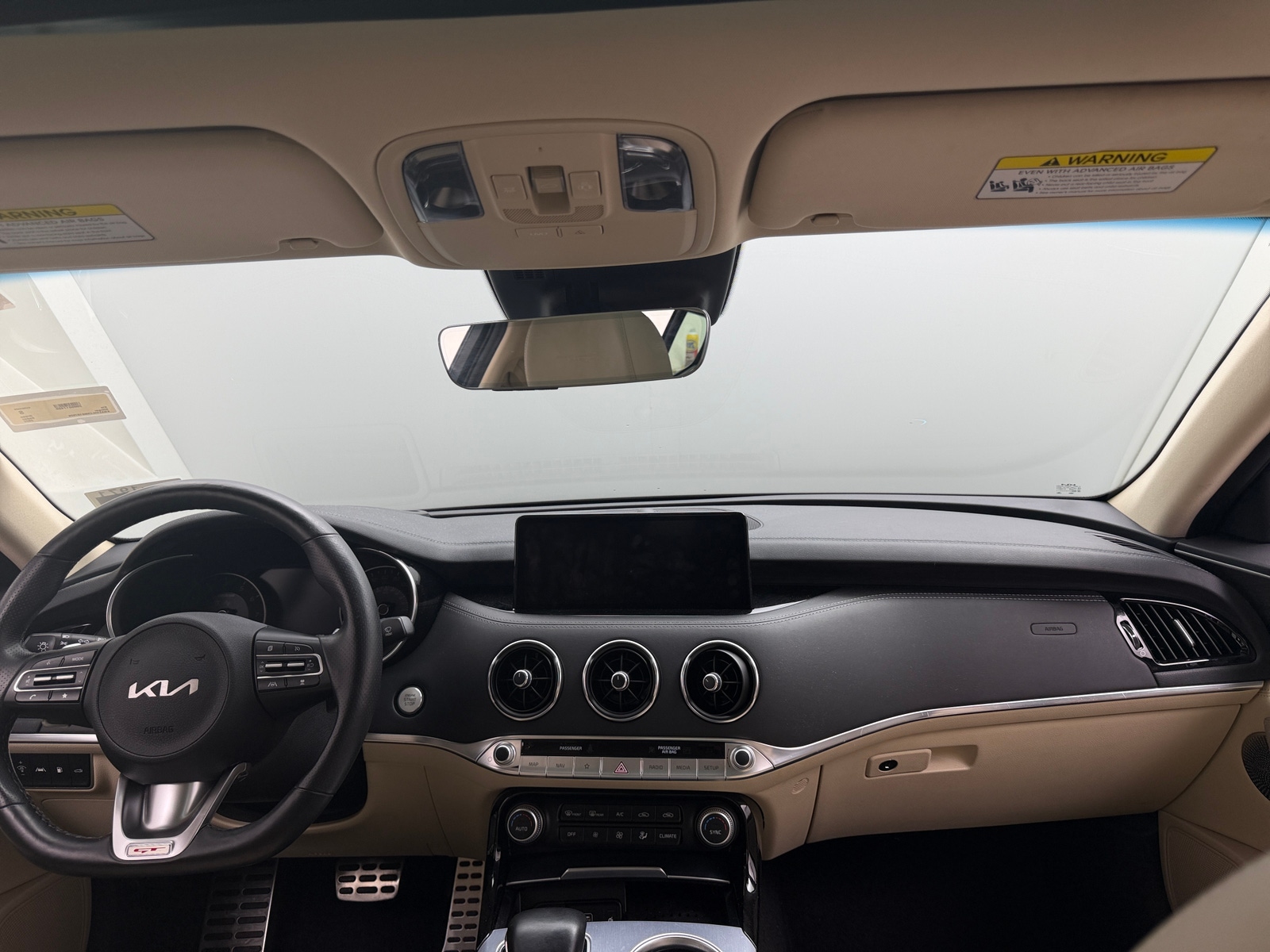 Thumbnail: 2022 Kia Stinger - 2