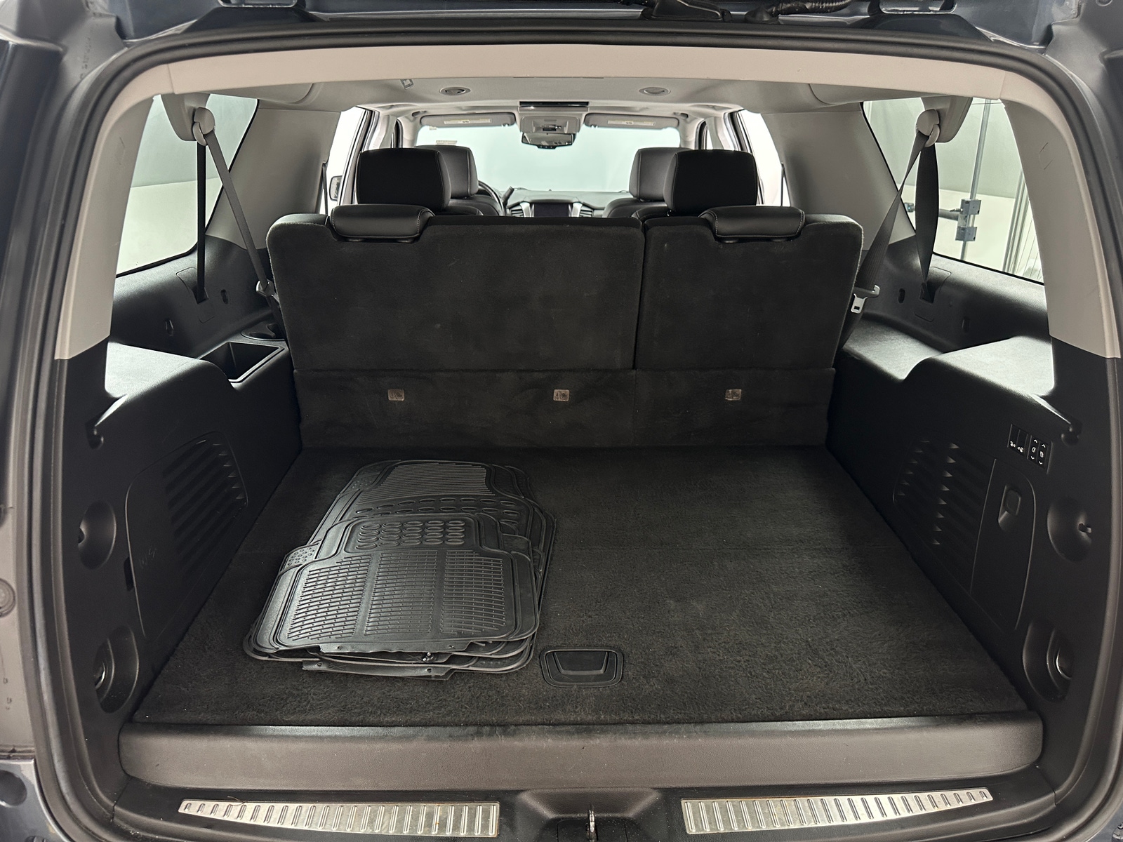 Thumbnail: 2020 Chevrolet Suburban - 6