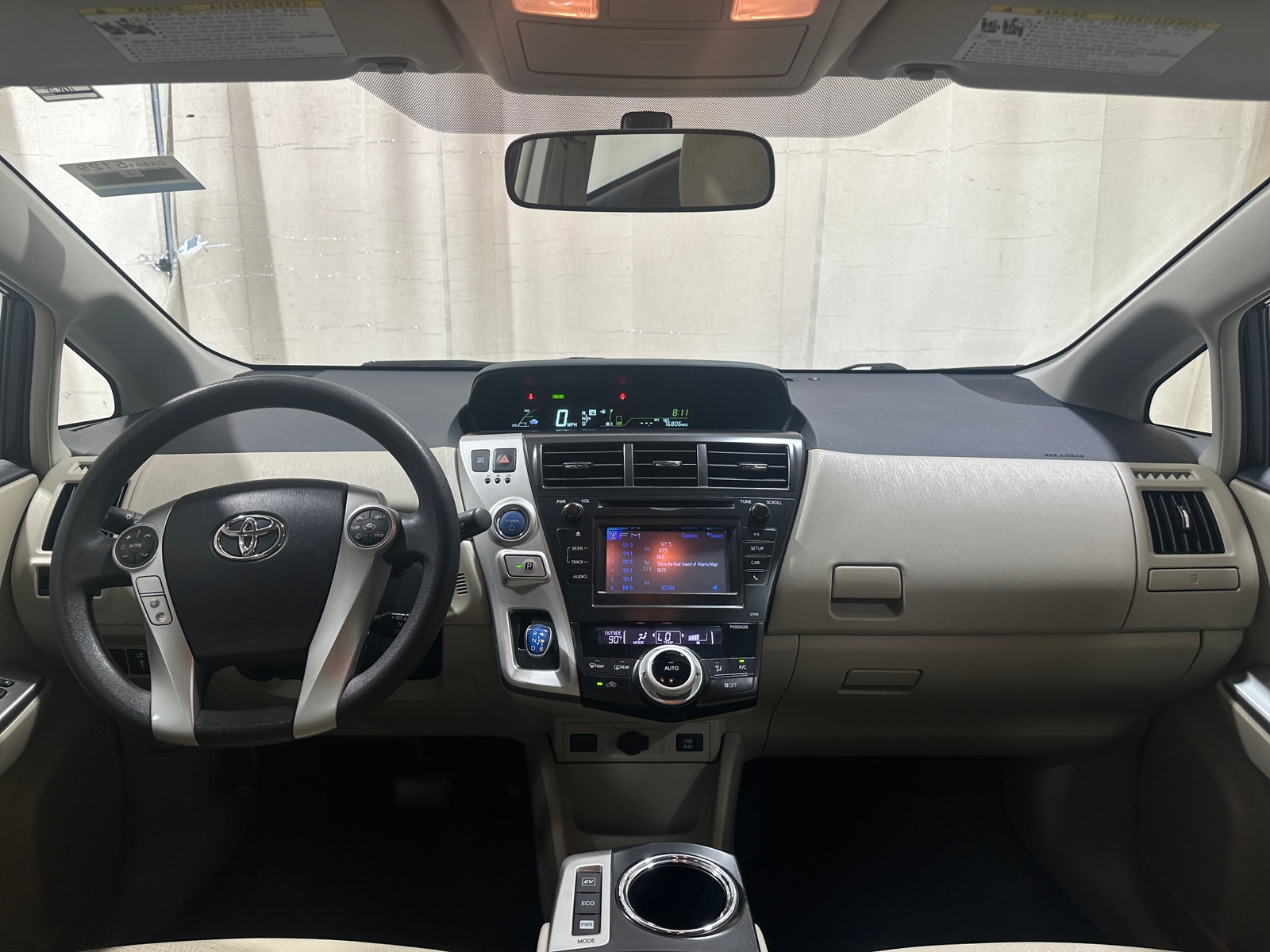 Thumbnail: 2012 Toyota Prius v - 3