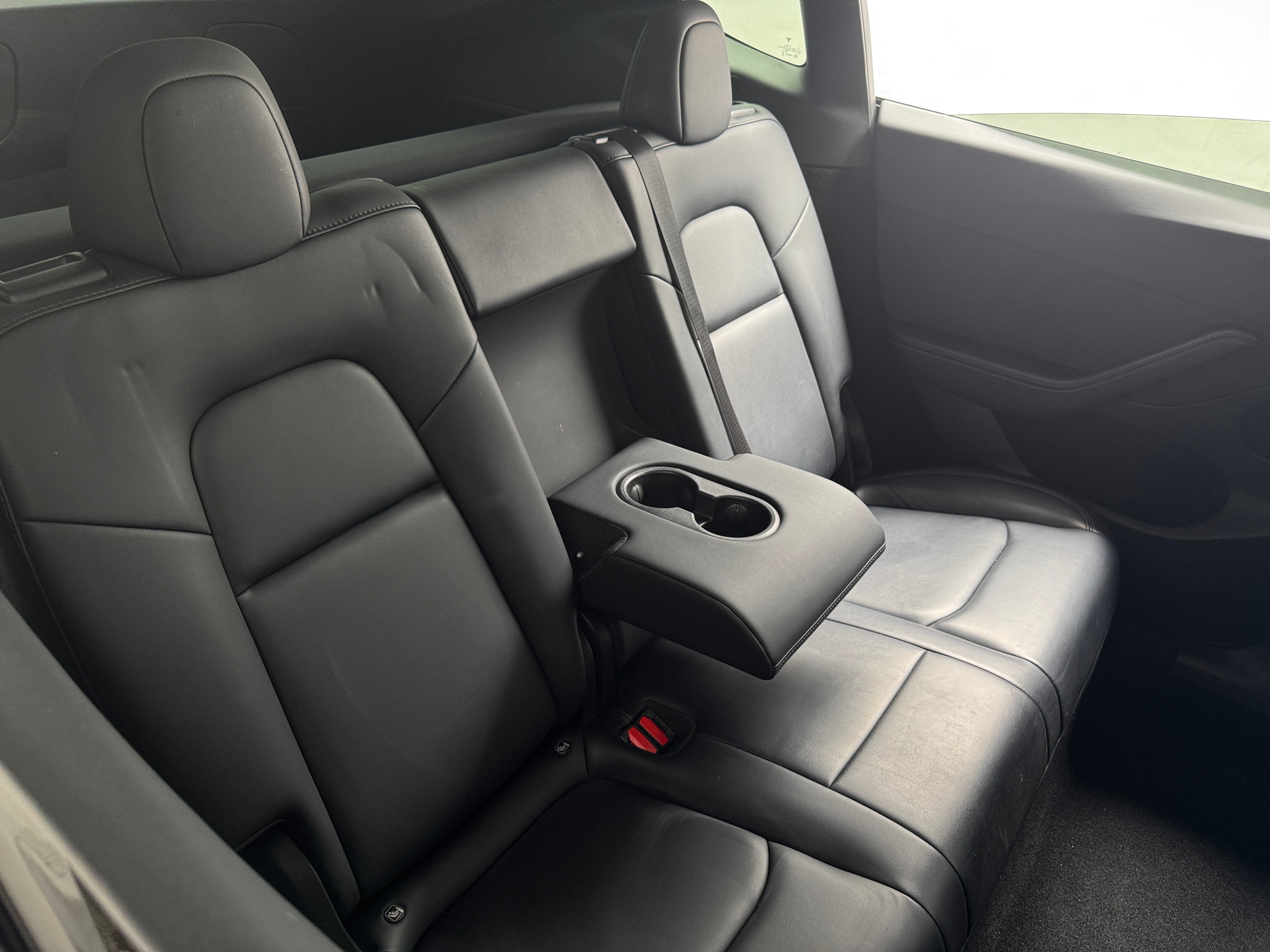 Used 2023 Tesla Model Y Long Range with VIN 7SAYGDEE5PF701626 for sale in Pewaukee, WI