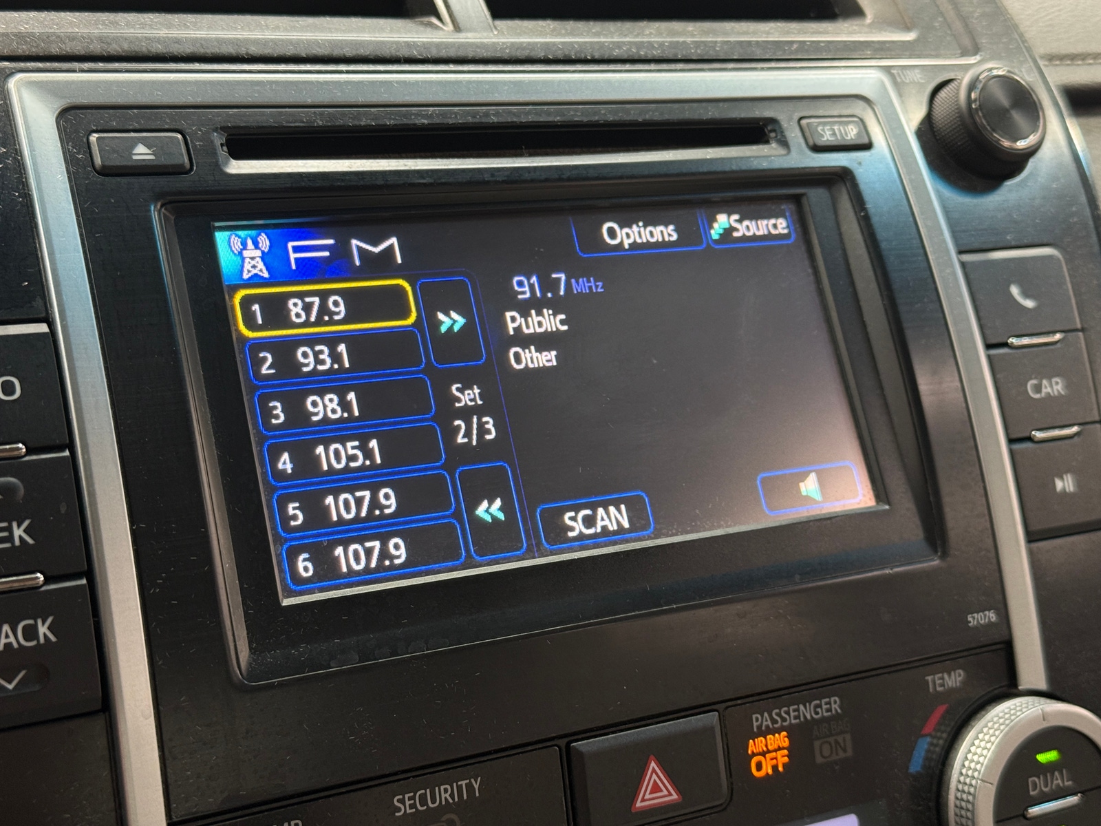 Thumbnail: 2013 Toyota Camry - 4