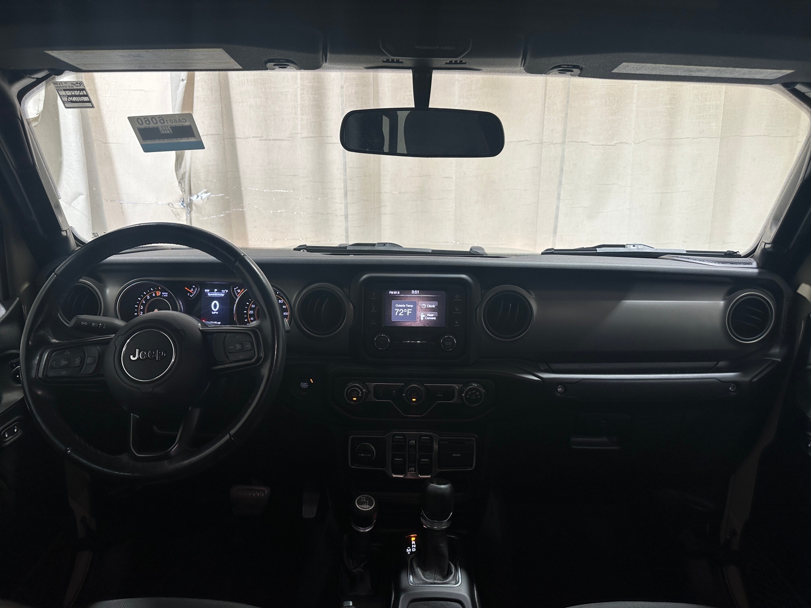 Thumbnail: 2020 Jeep Gladiator - 3