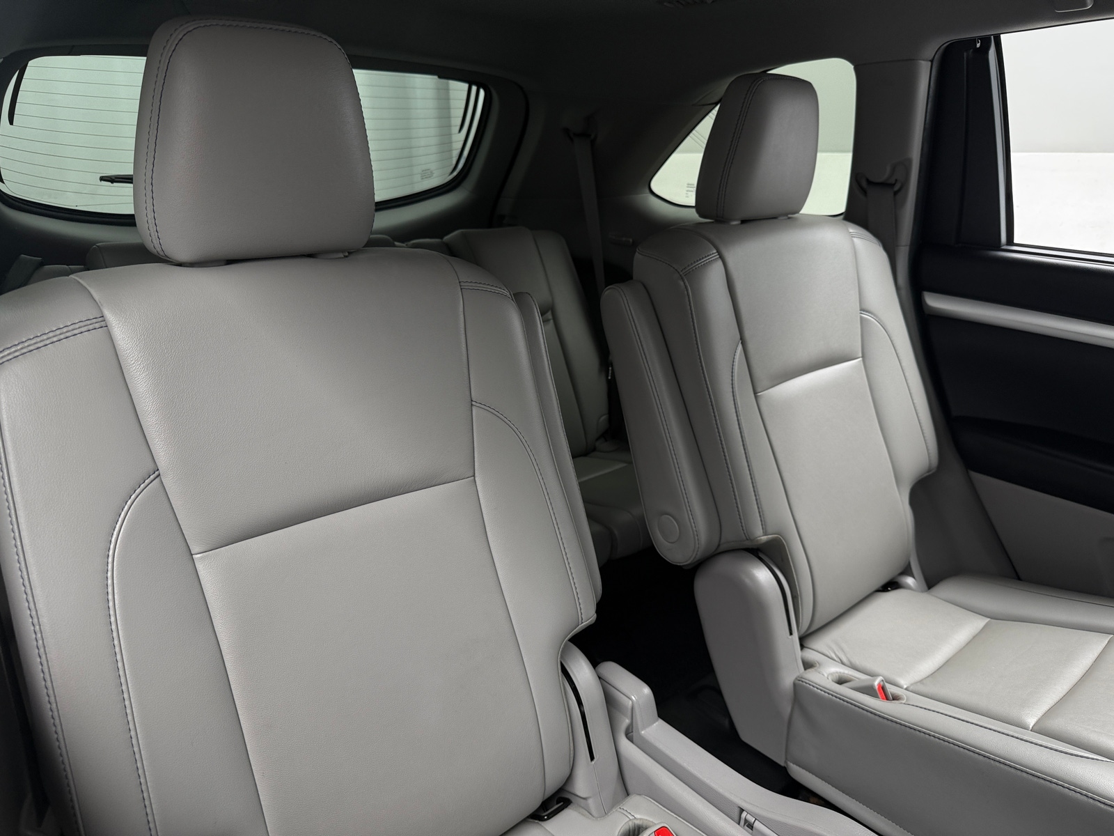 Thumbnail: 2019 Toyota Highlander - 5