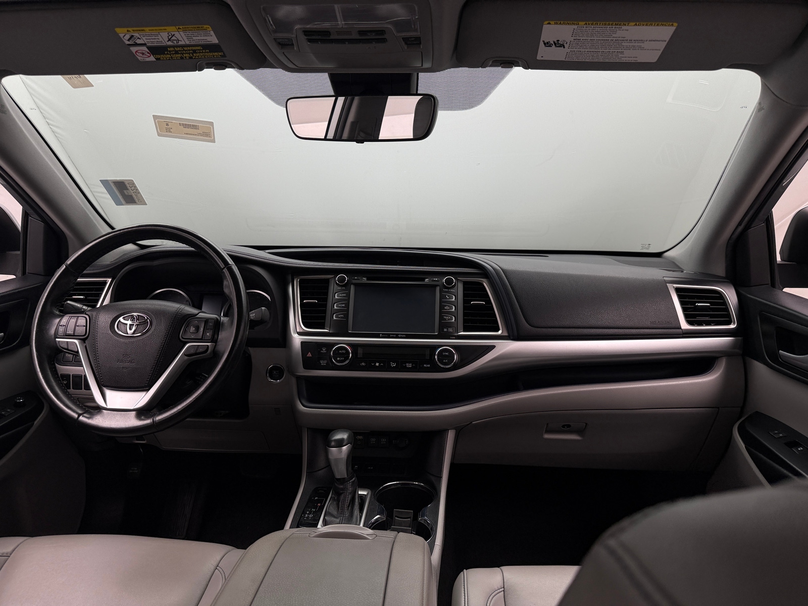 Thumbnail: 2019 Toyota Highlander - 2