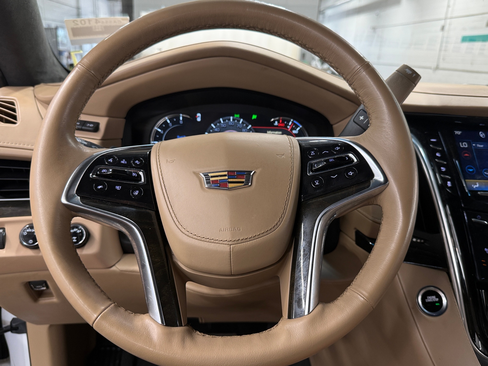 Thumbnail: 2019 Cadillac Escalade - 4