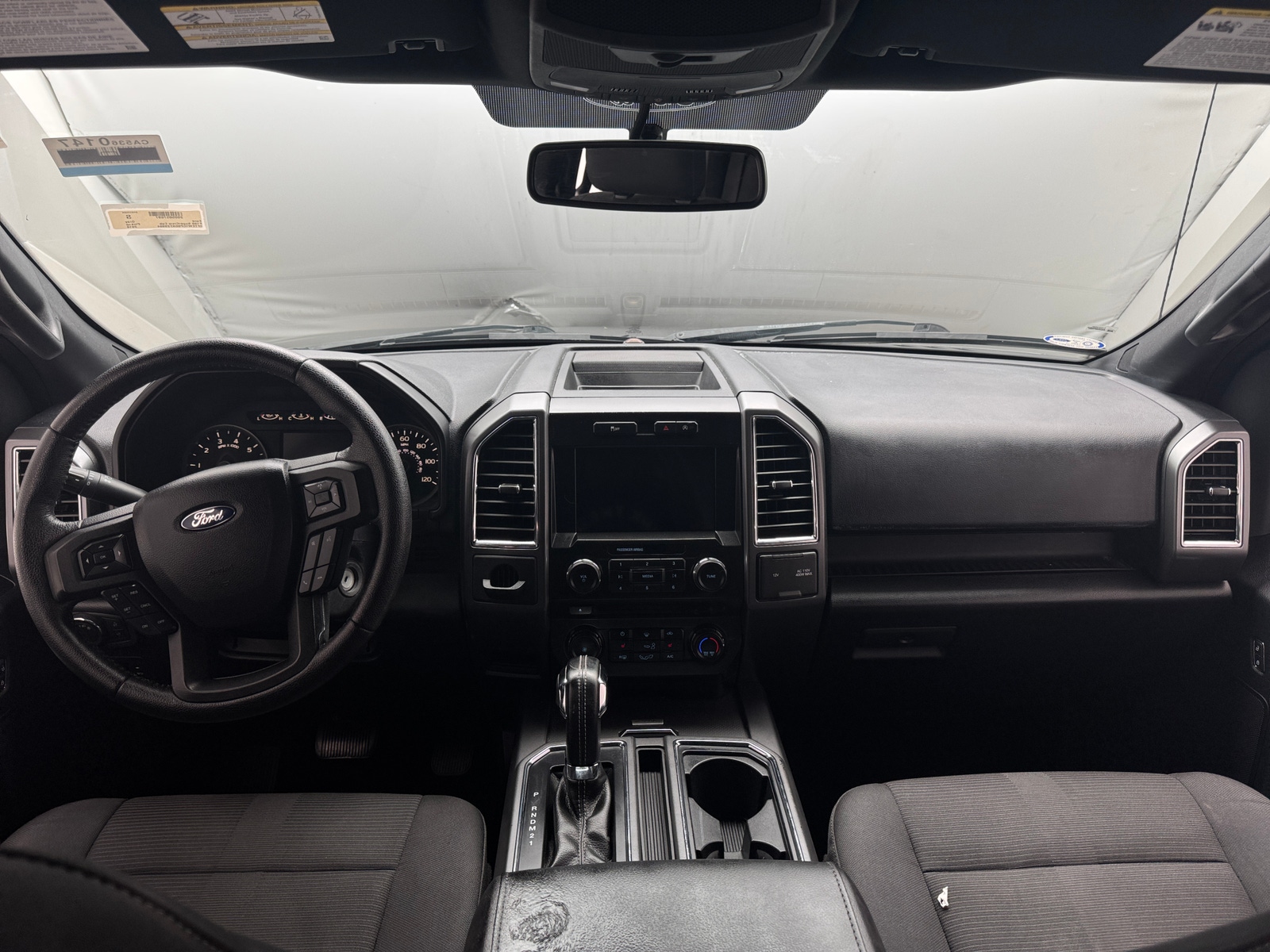 Thumbnail: 2016 Ford Econoline - 3