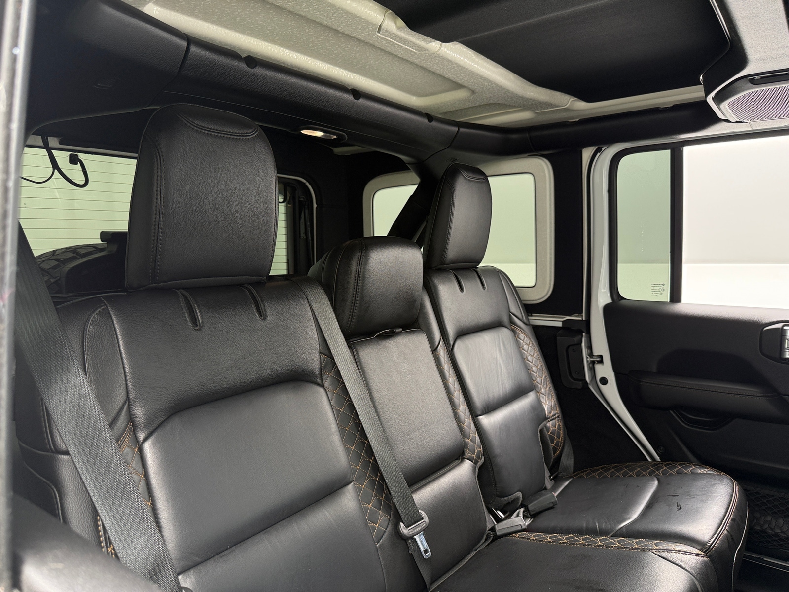 Thumbnail: 2020 Jeep Wrangler - 5