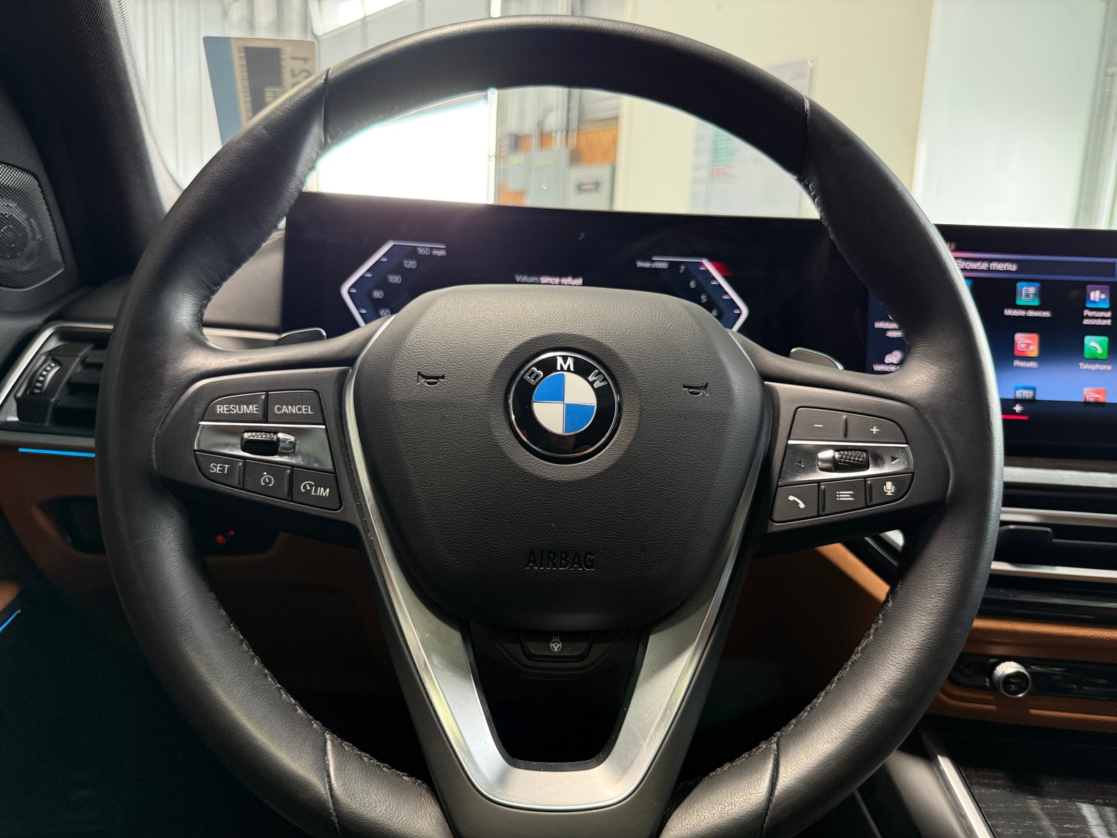 Thumbnail: 2023 BMW 3 Series - 4