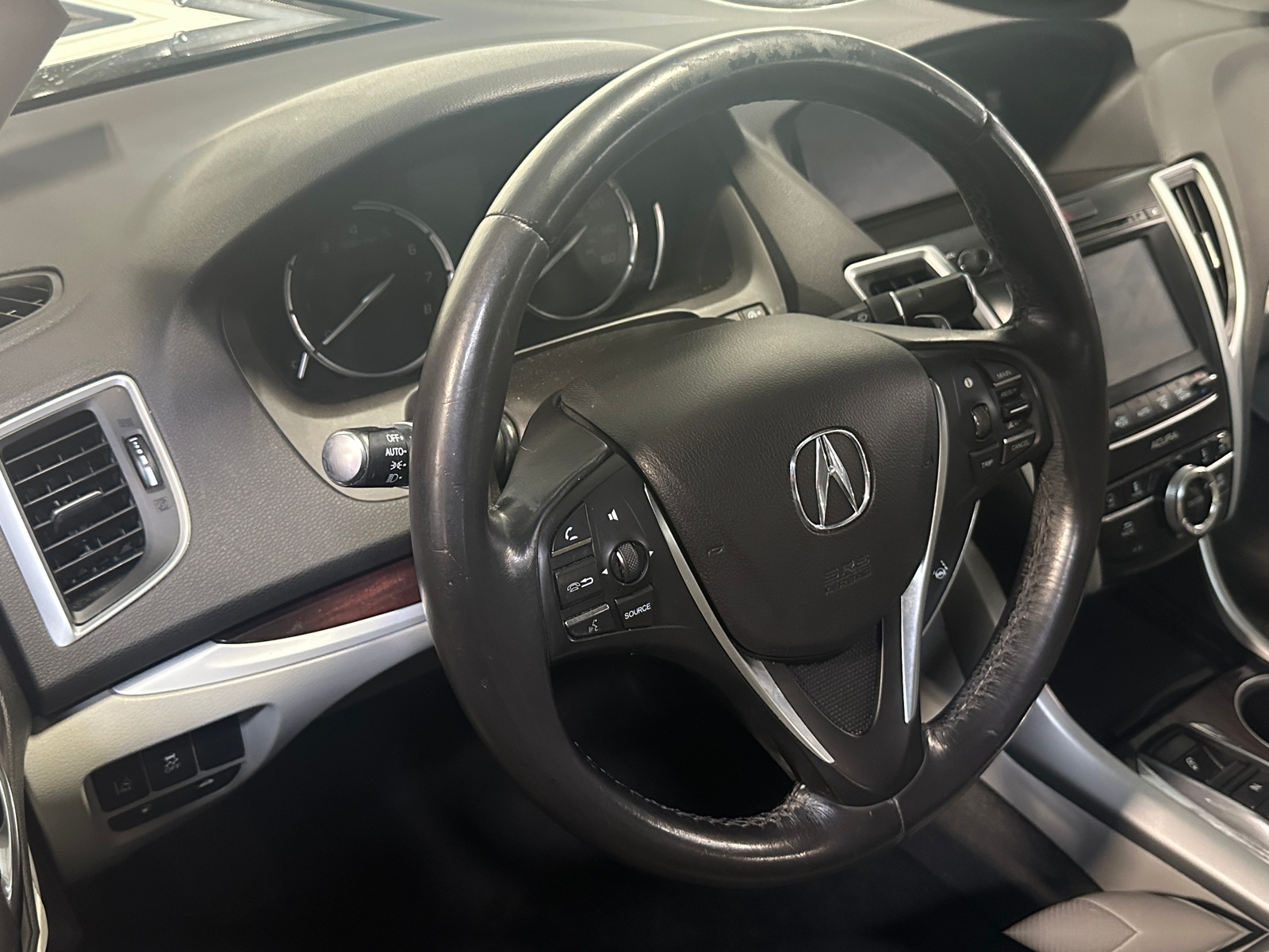 Thumbnail: 2017 Acura TLX - 4