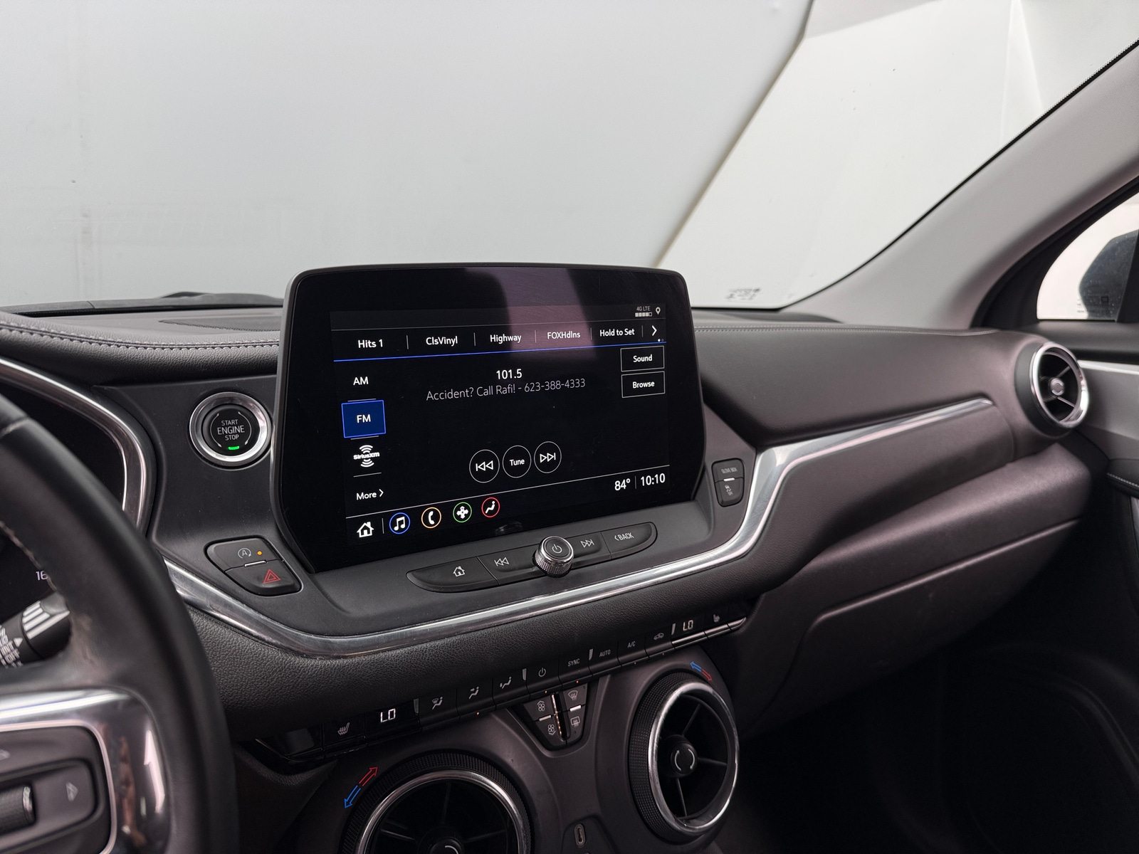 Thumbnail: 2023 Chevrolet Blazer - 3