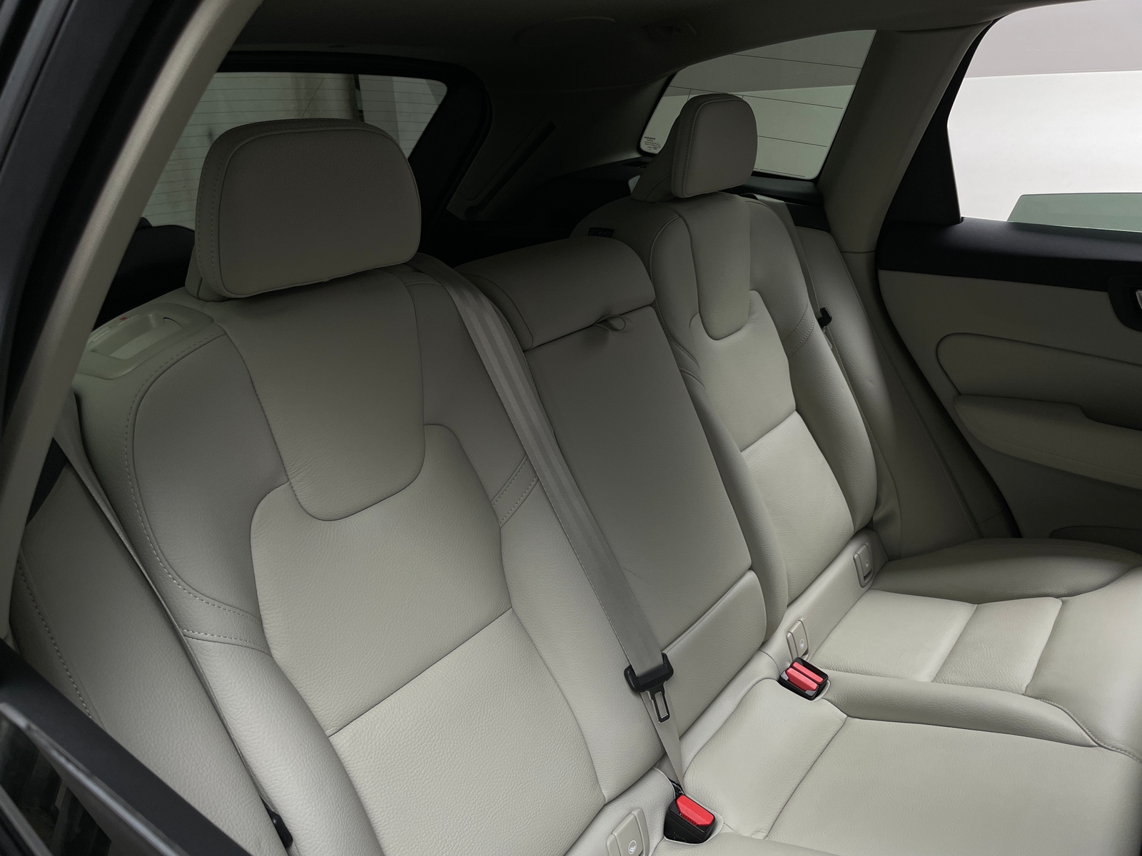Thumbnail: 2023 Volvo XC60 - 5