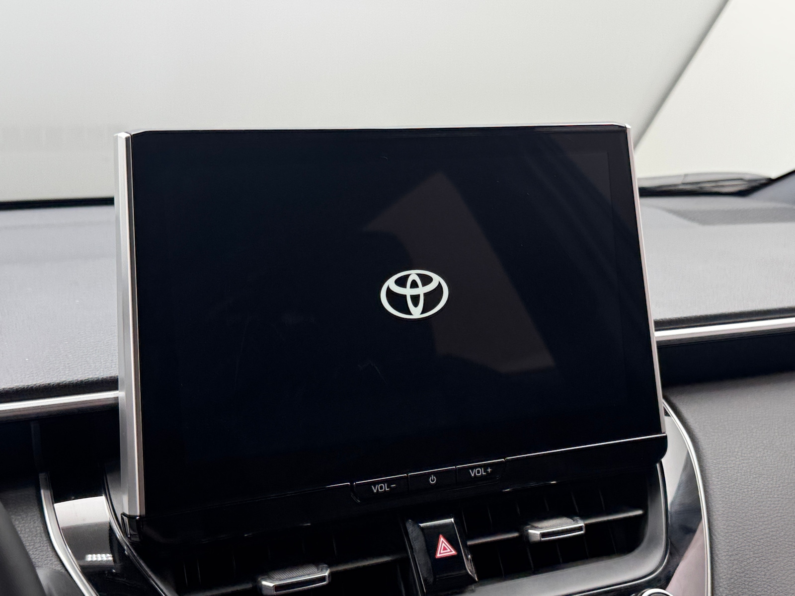 Thumbnail: 2026 Toyota Corolla Cross - 3