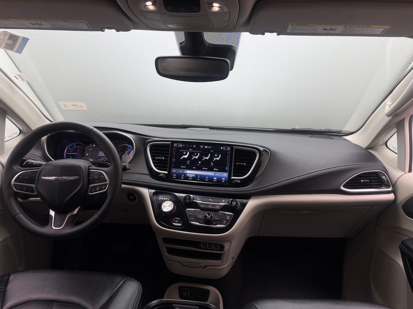 Thumbnail: 2024 Chrysler Pacifica - 2