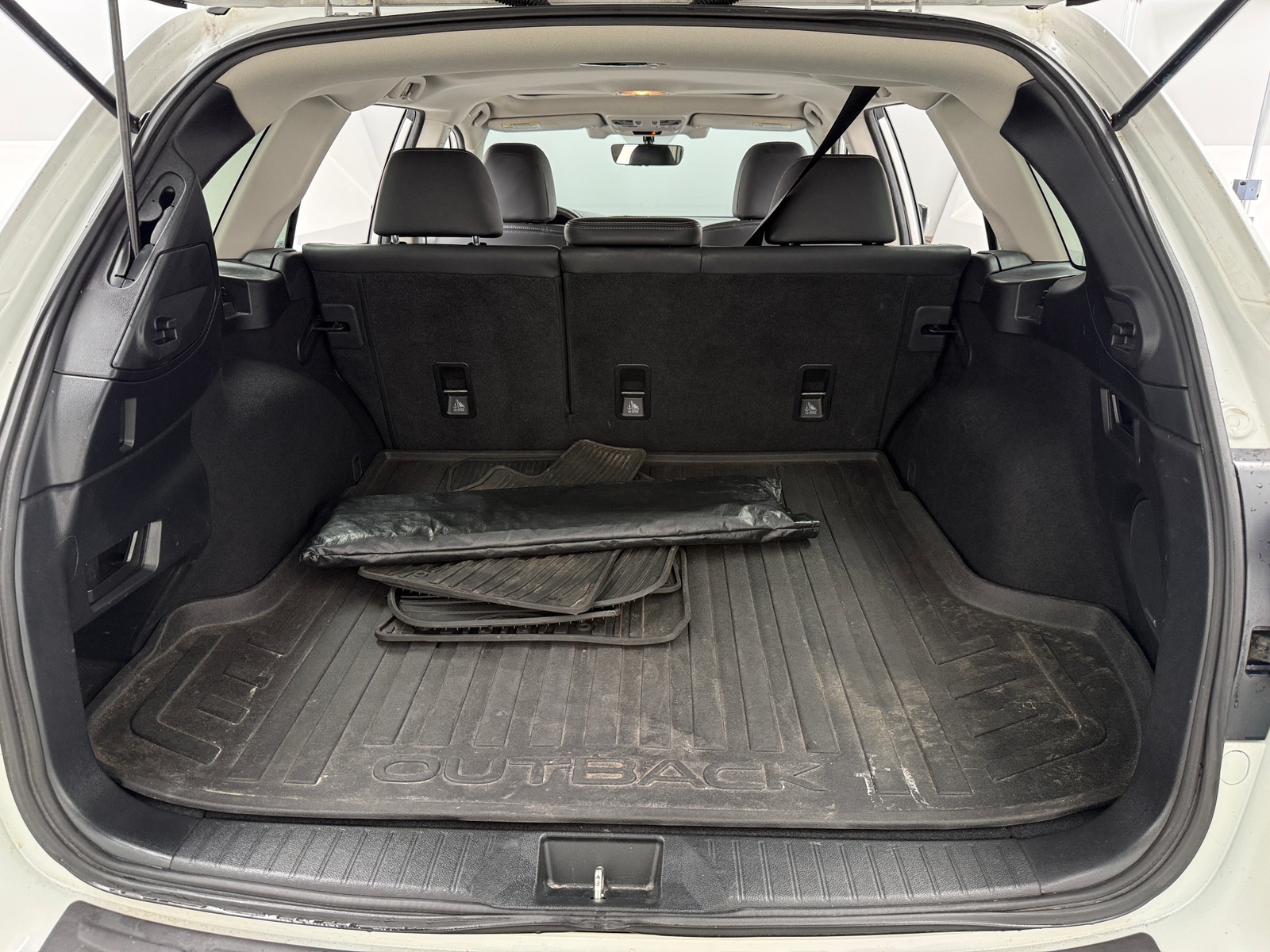 Thumbnail: 2017 Subaru Outback - 6