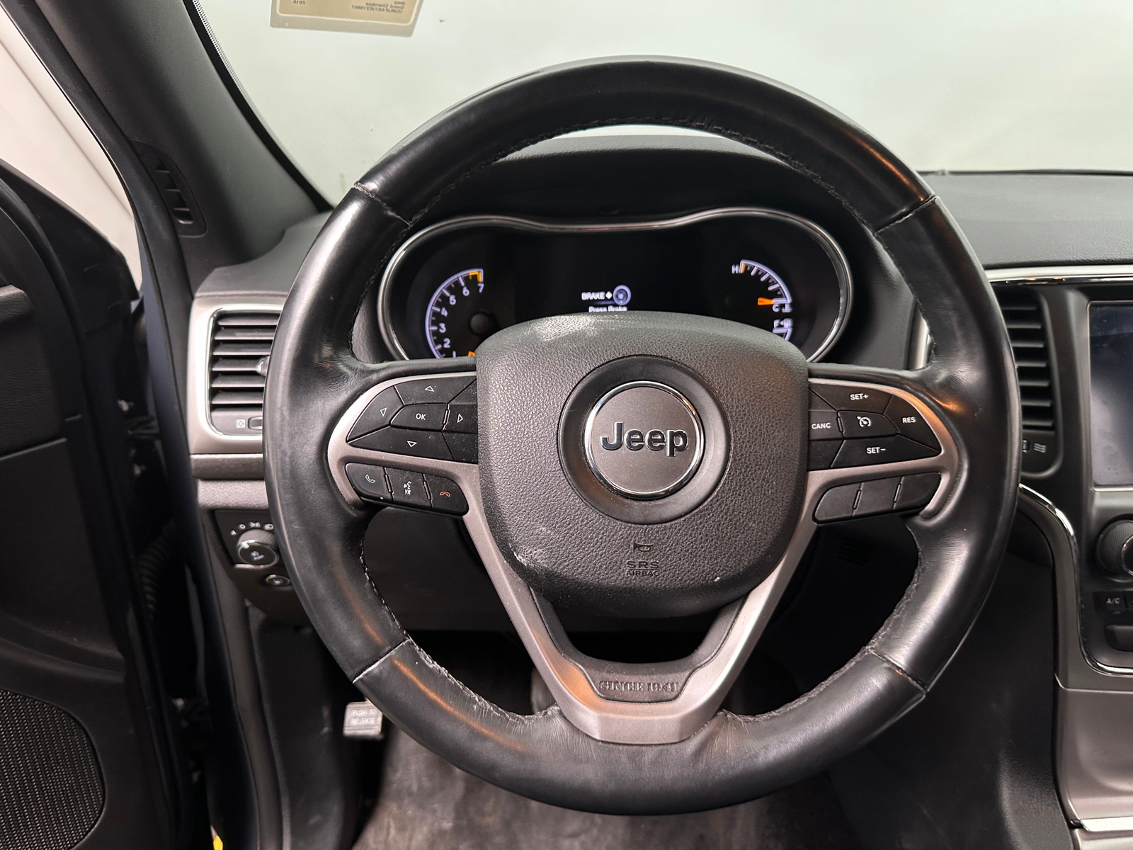 Thumbnail: 2018 Jeep Grand Cherokee - 4