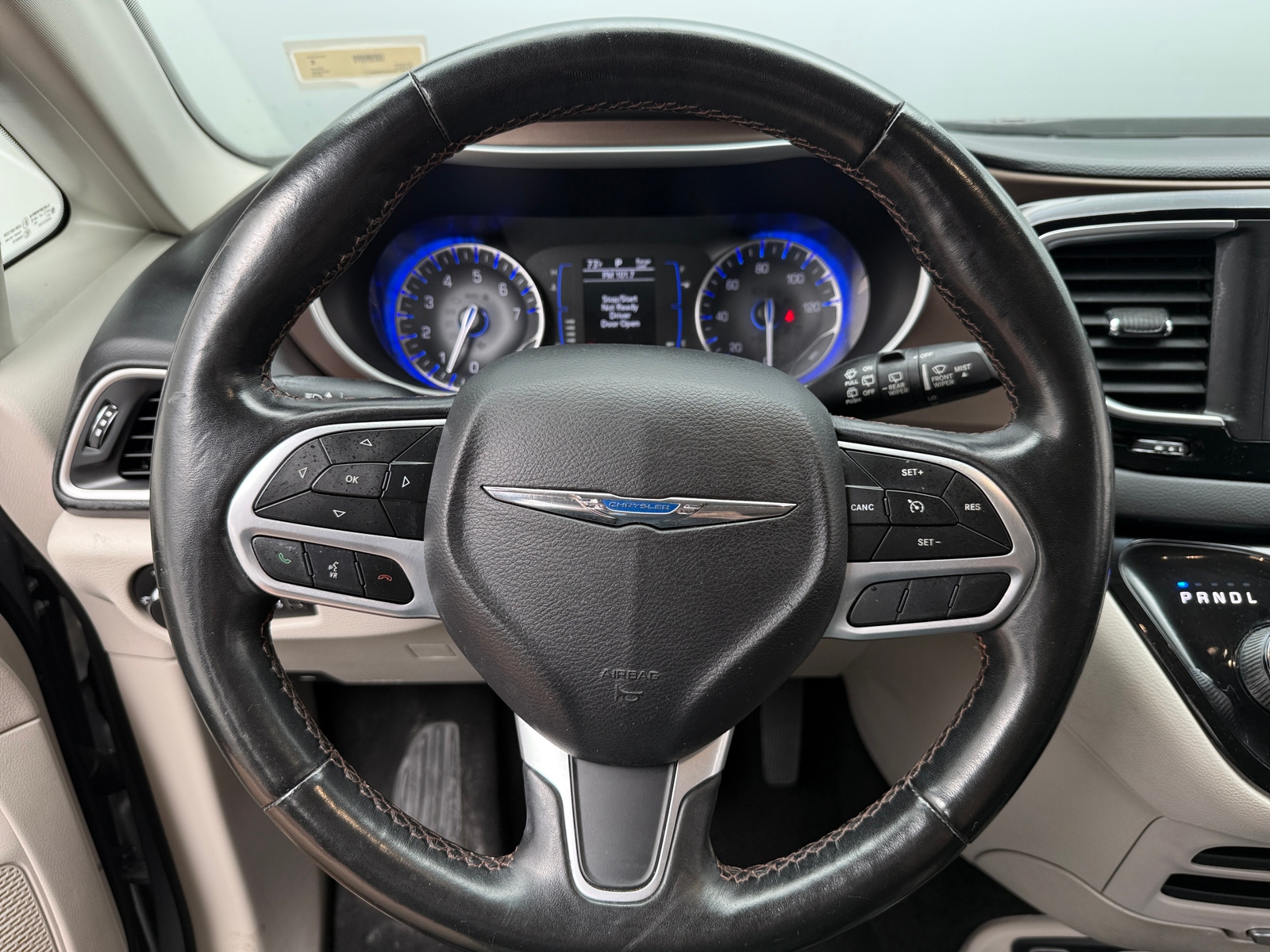 Thumbnail: 2019 Chrysler Pacifica - 4