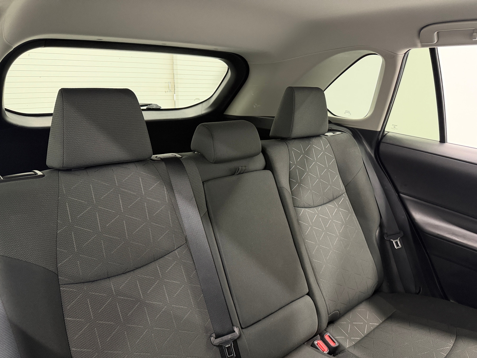 Thumbnail: 2022 Toyota RAV4 - 6