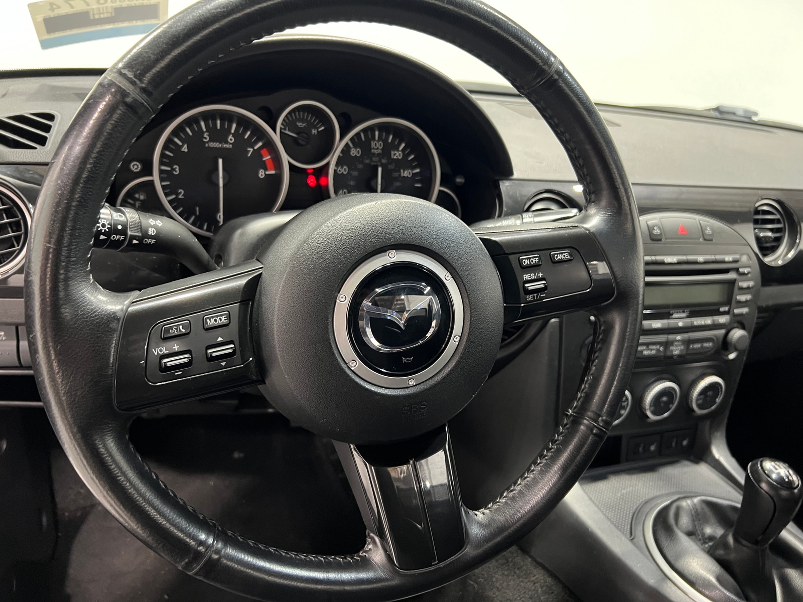 Thumbnail: 2013 Mazda MX-5 Miata - 4