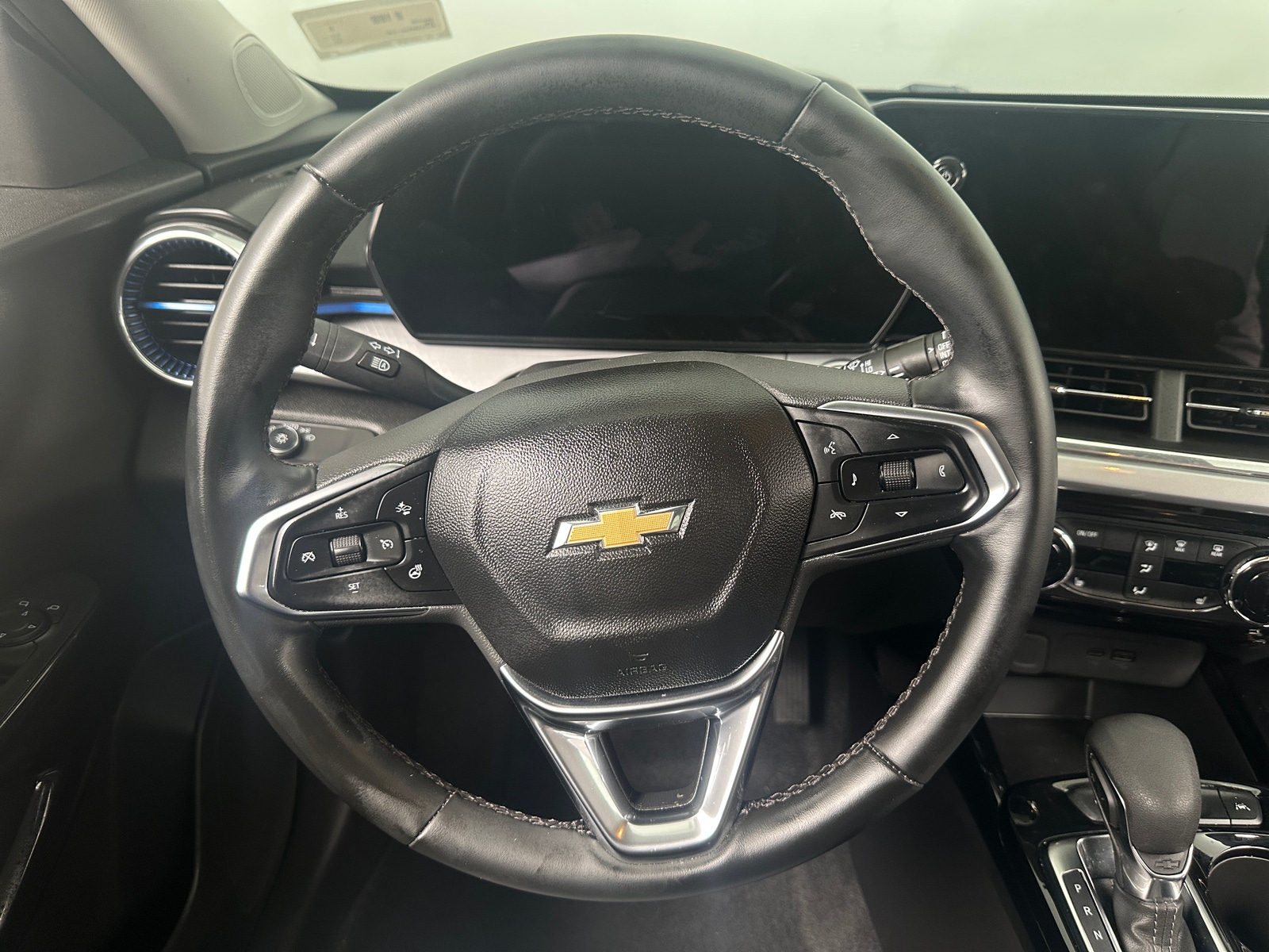Thumbnail: 2025 Chevrolet Trax - 5