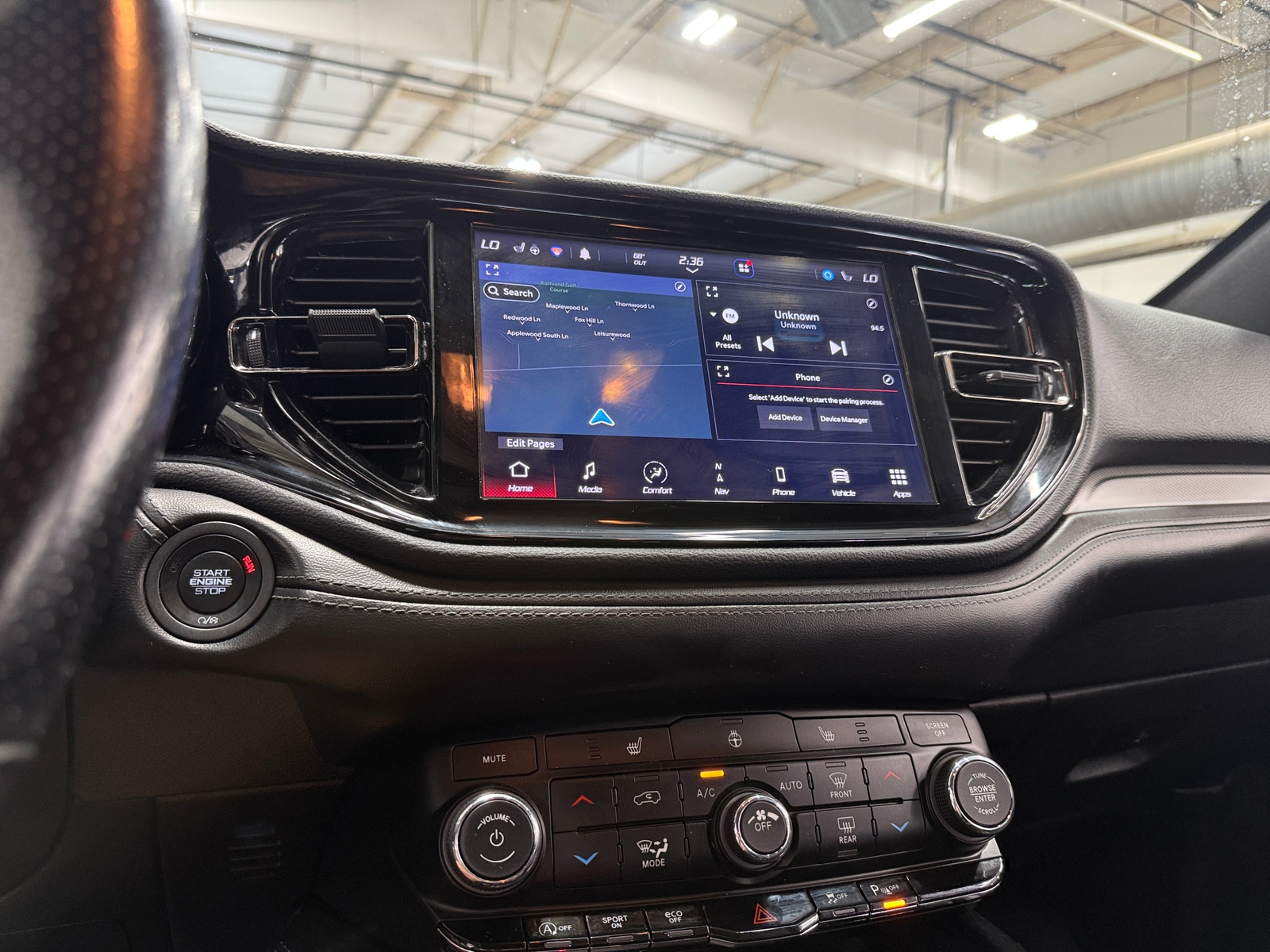 Thumbnail: 2021 Dodge Durango - 3
