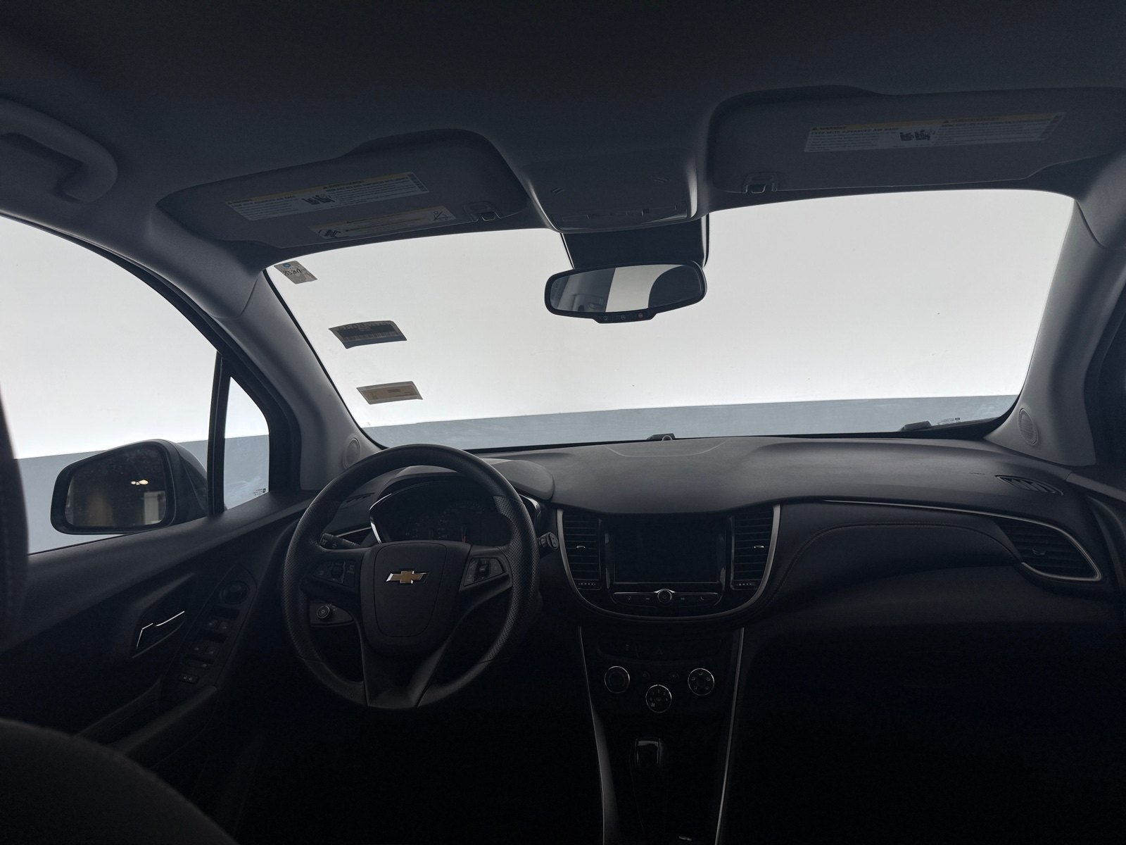 Thumbnail: 2020 Chevrolet Trax - 3