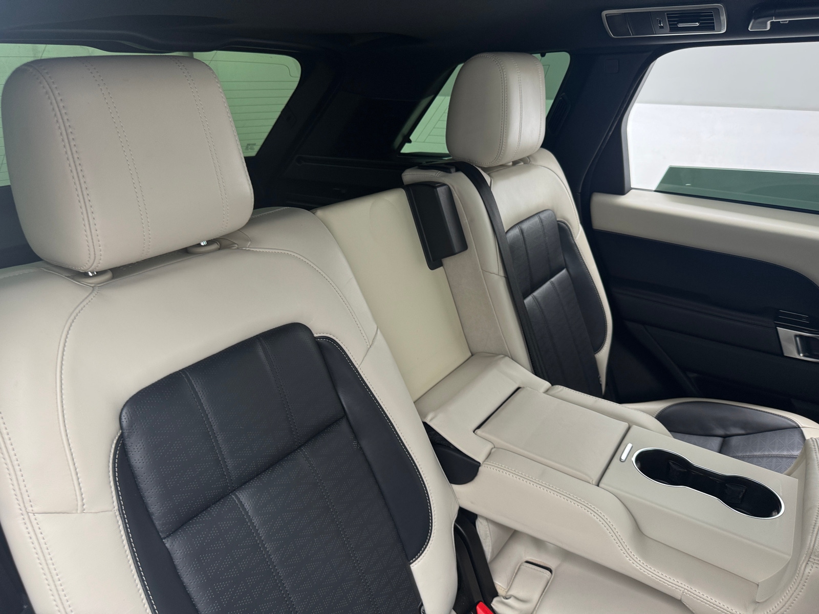 Thumbnail: 2020 Land Rover Range Rover Sport - 5