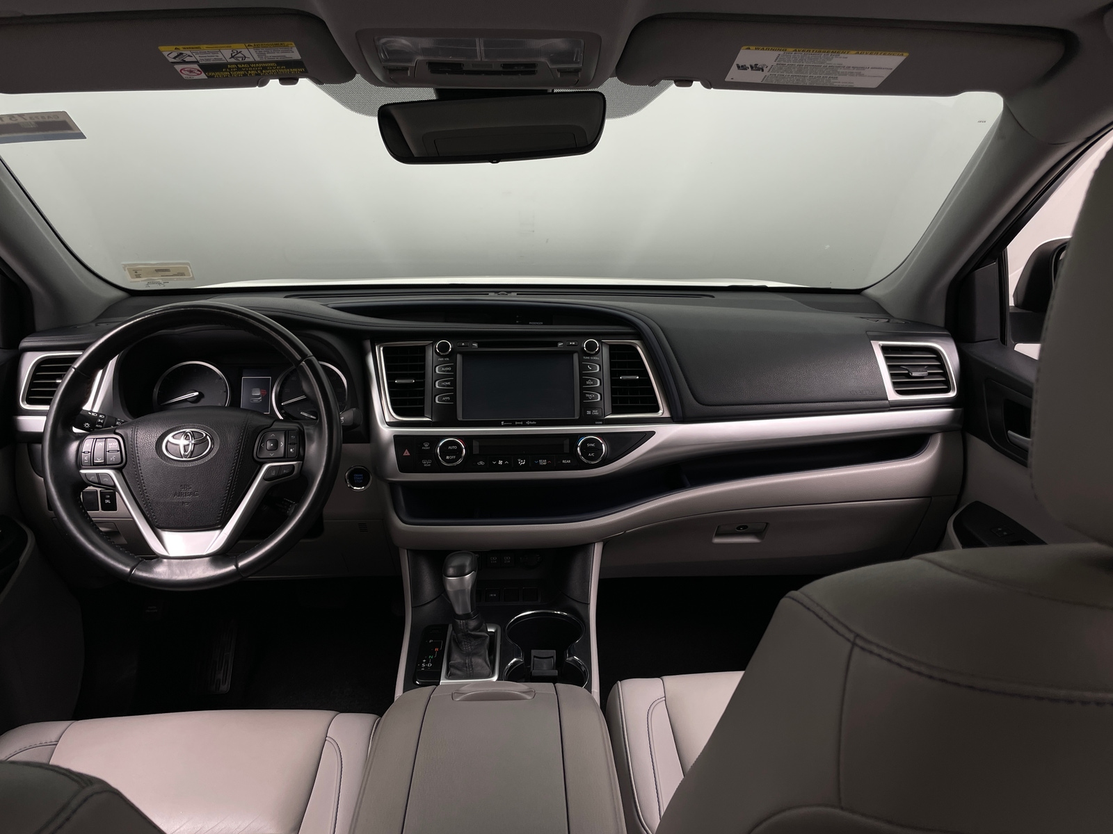Thumbnail: 2019 Toyota Highlander - 2