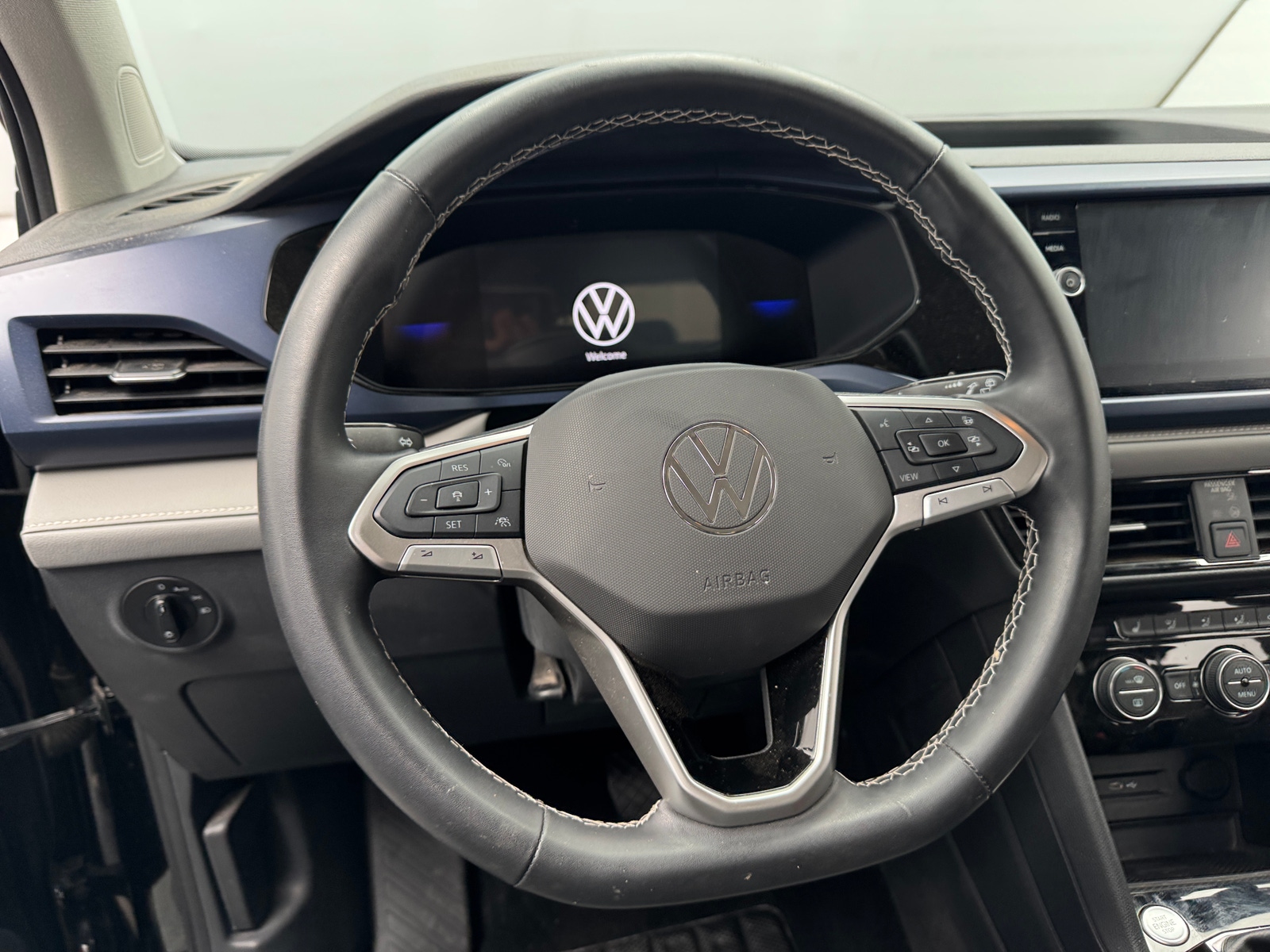 Thumbnail: 2024 Volkswagen Taos - 5